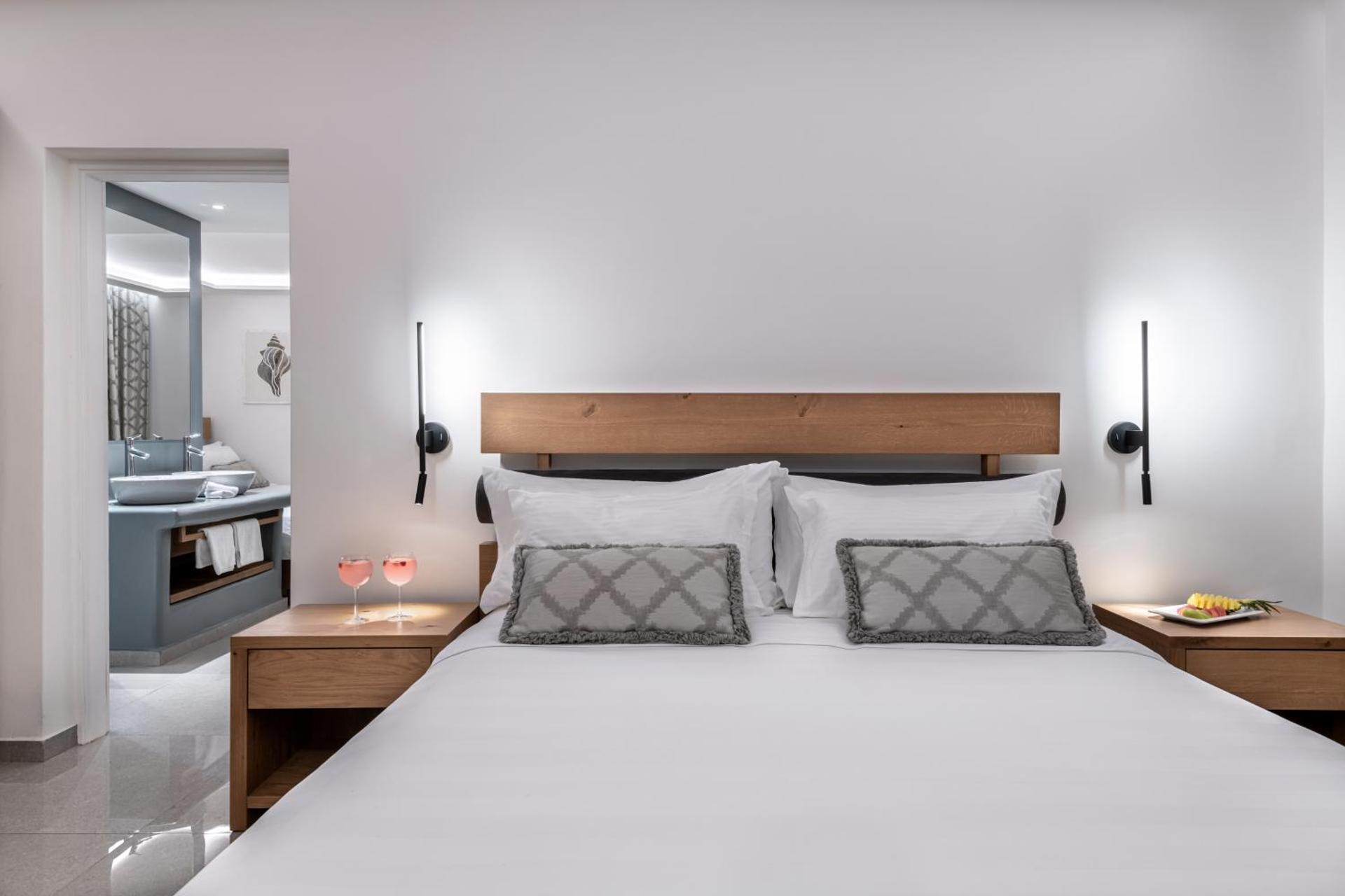 Petinos Hotel - Photo 59