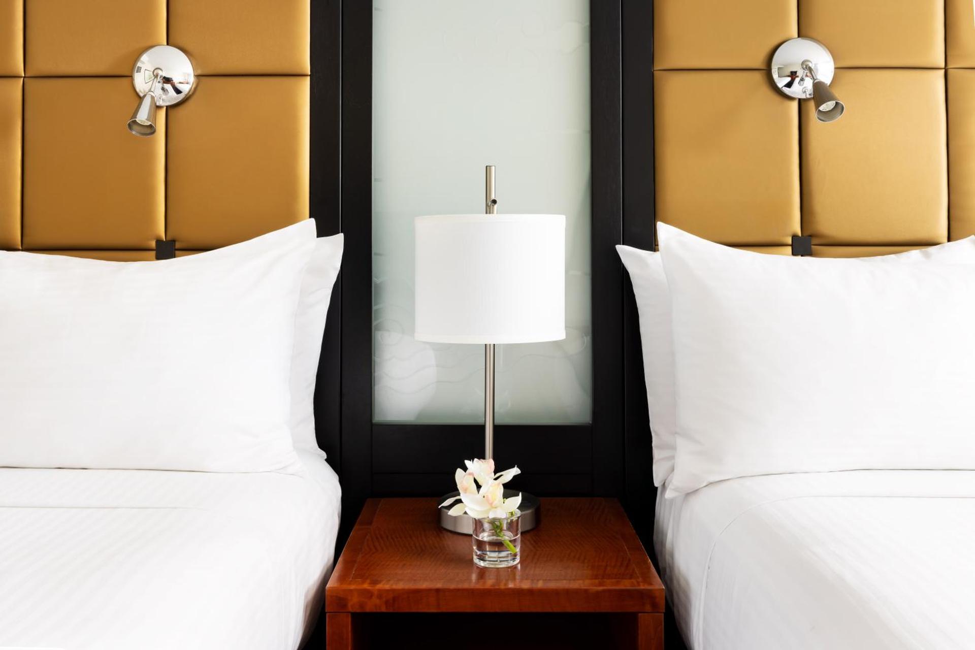 Millennium Hotel Broadway Times Square - Photo 9