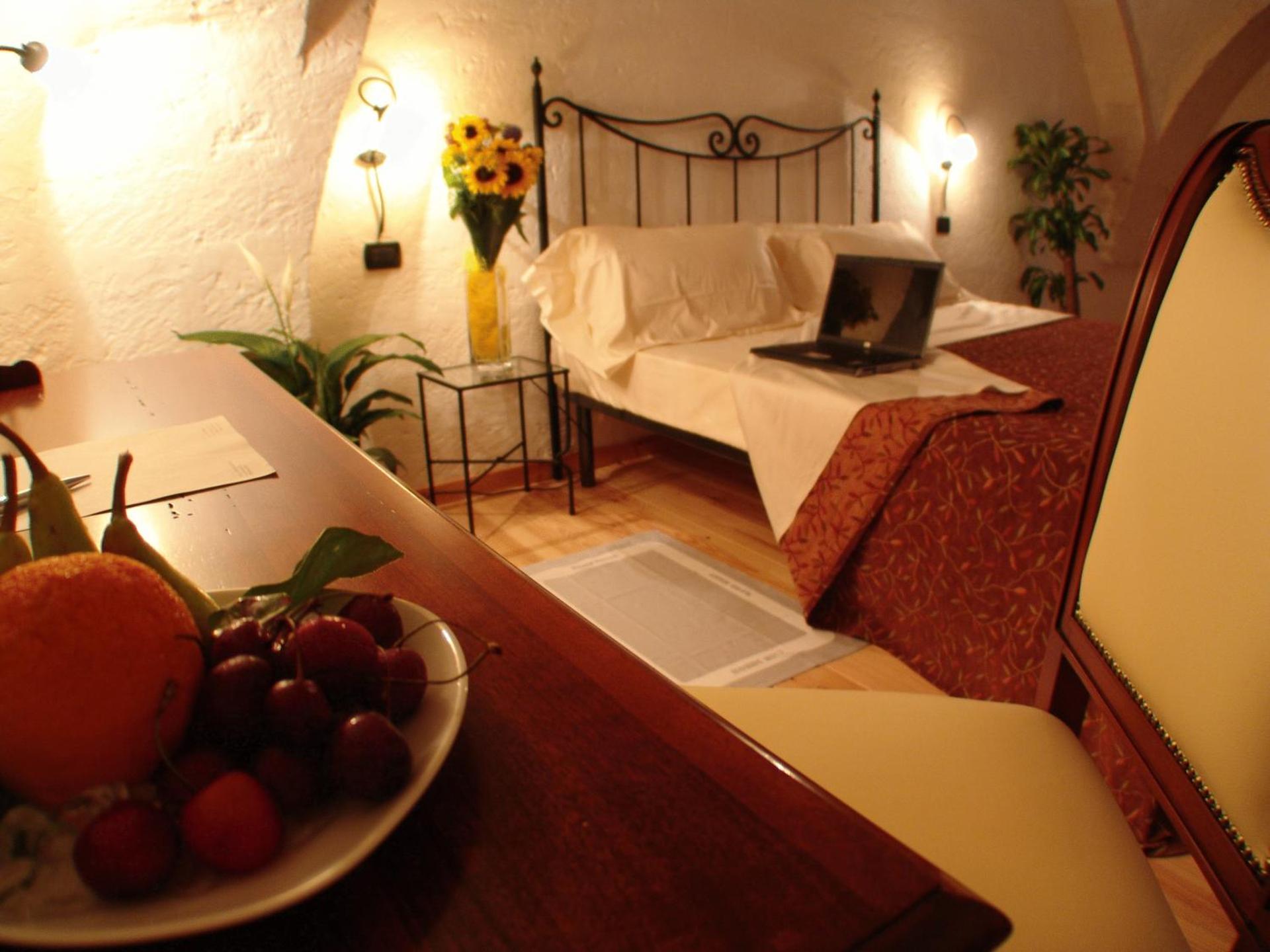 Hotel Masseria Fortificata Donnaloia - Photo 3