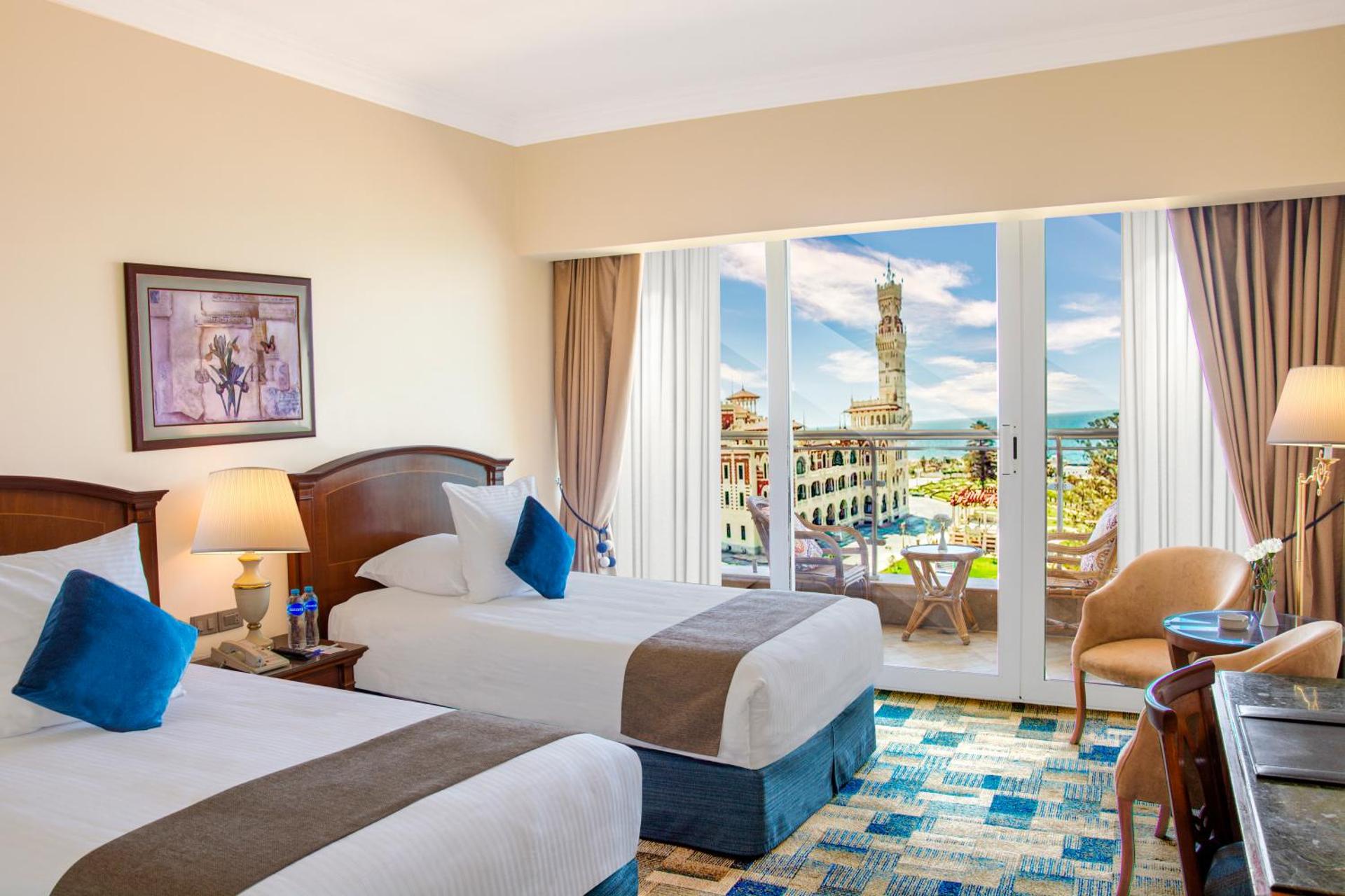 Double or Twin Room with Sea View