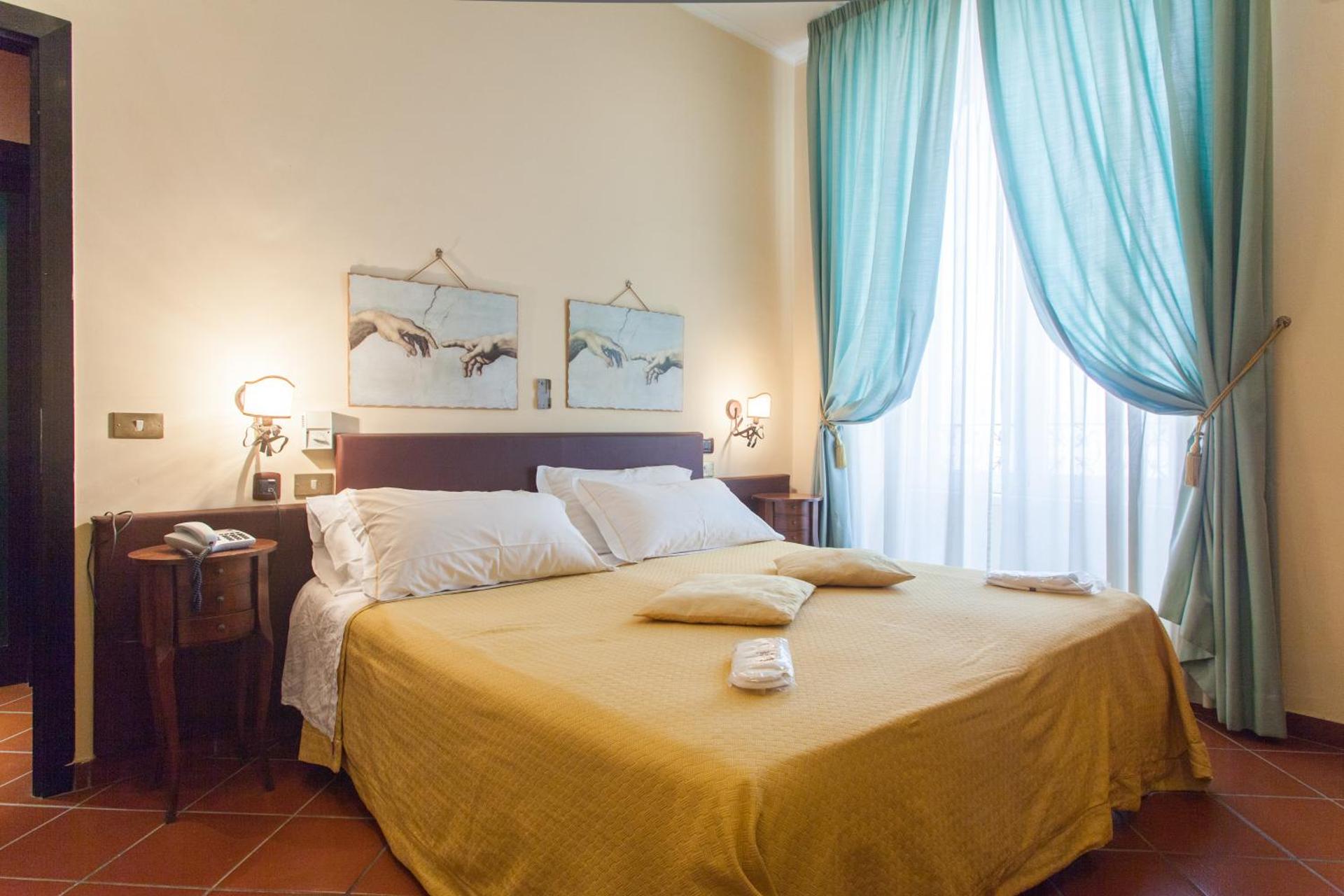 Hotel Toledo - Photo 3