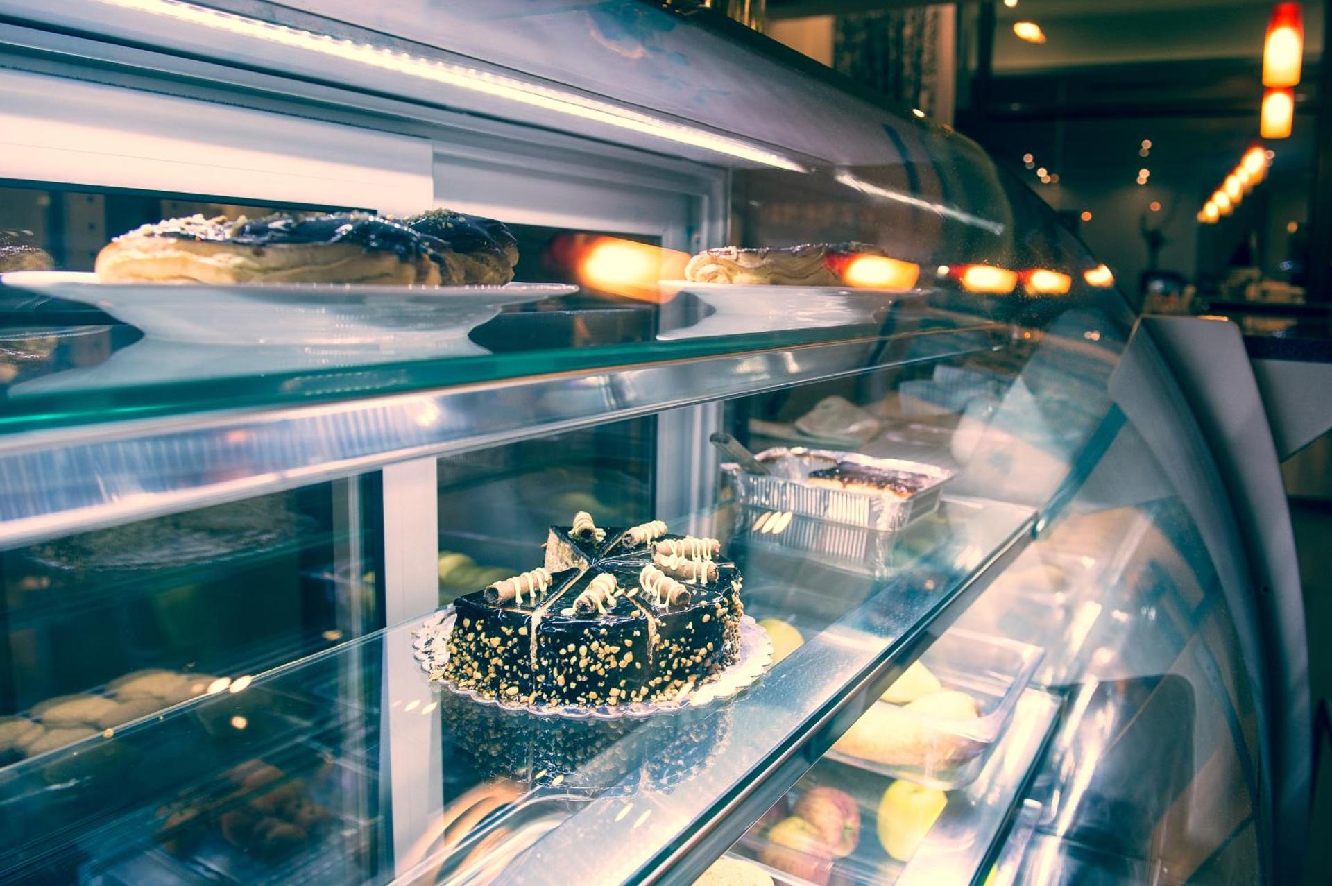 Hotel Airport Tirana - Photo 46