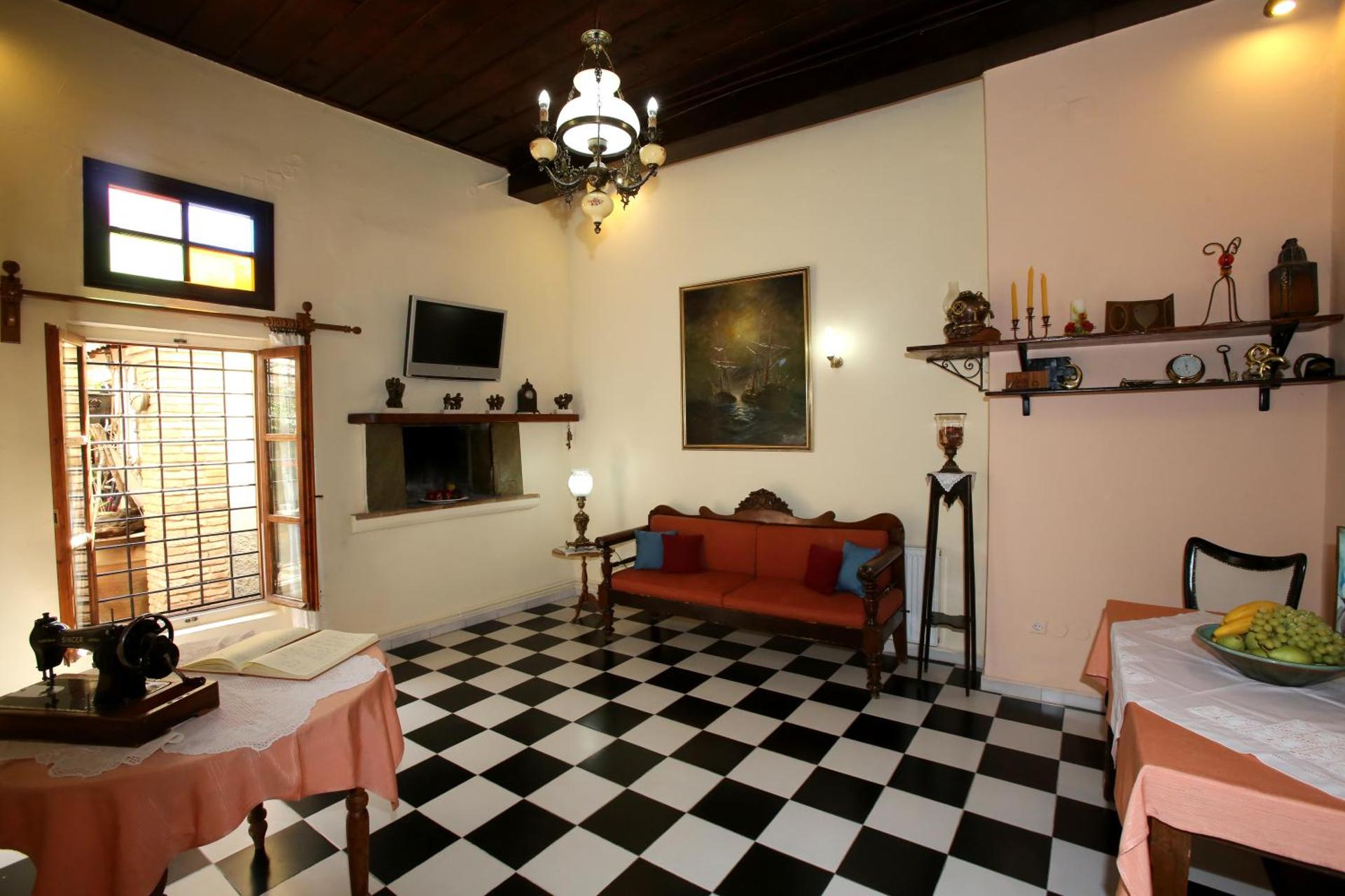 Ganimede Hotel, Galaxidi - Photo 17