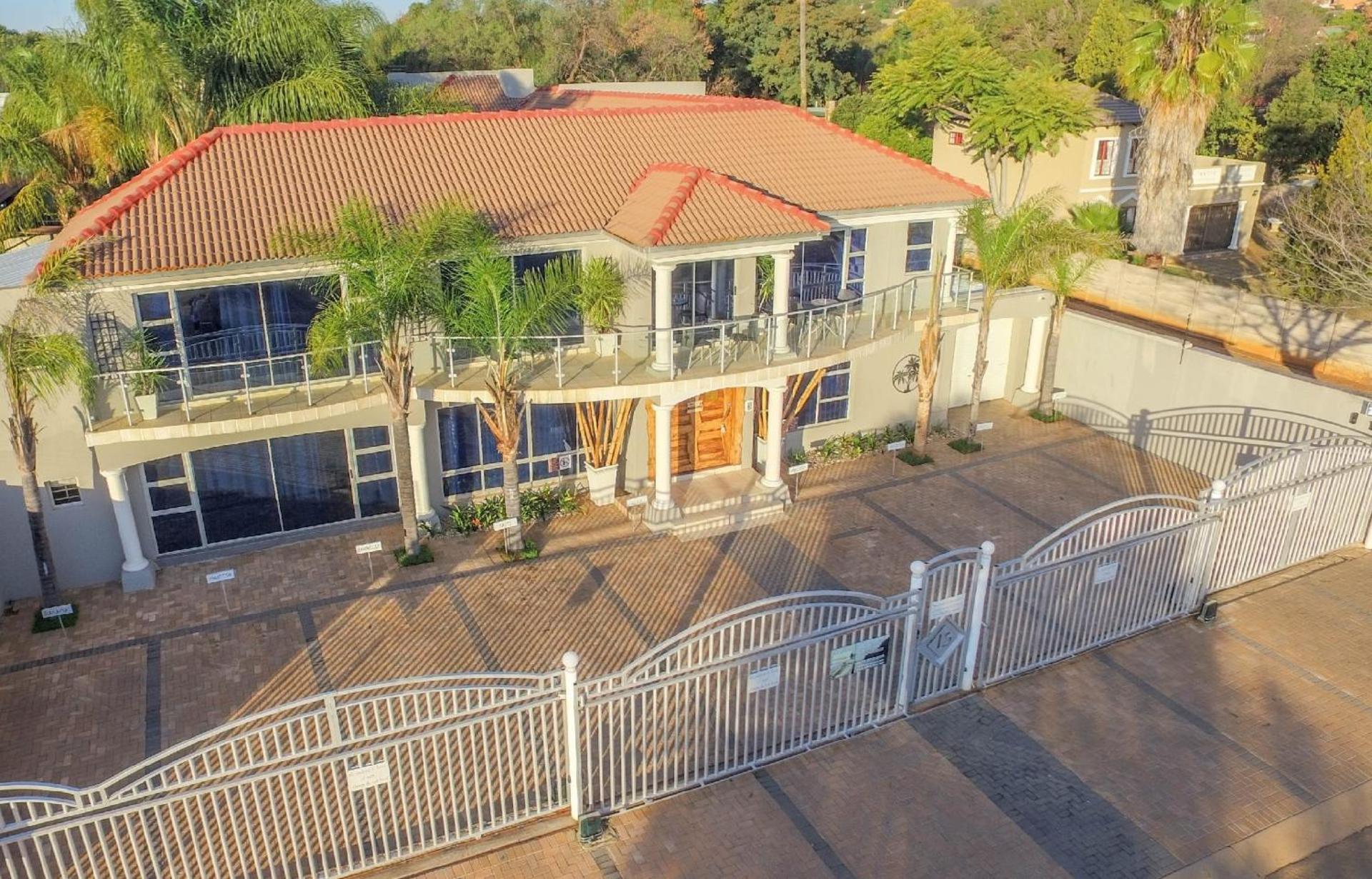 Club Cocomo - Photo 121