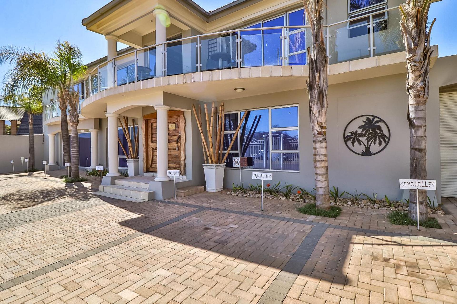 Club Cocomo - Photo 141