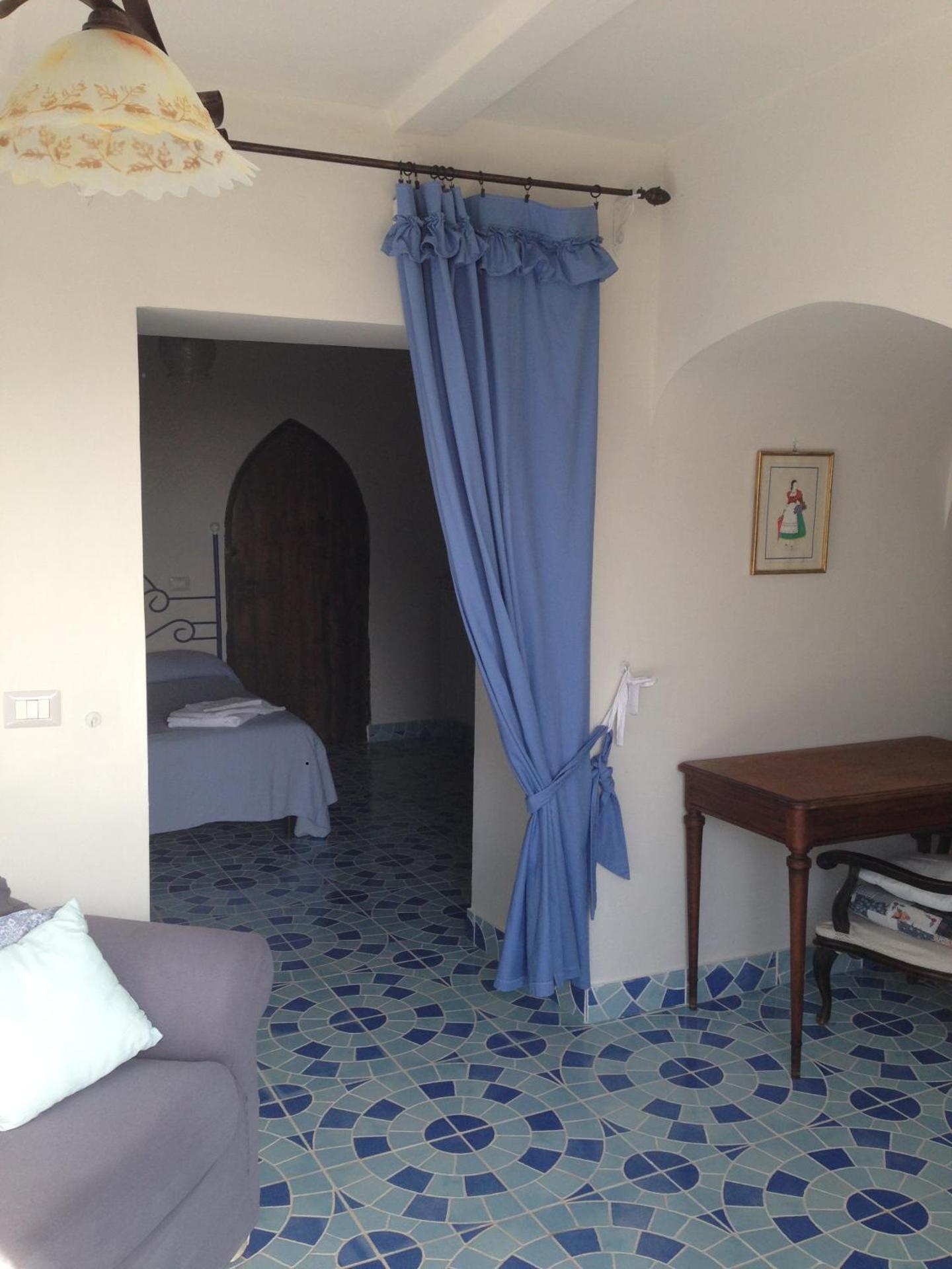 Double Room - Photo 3