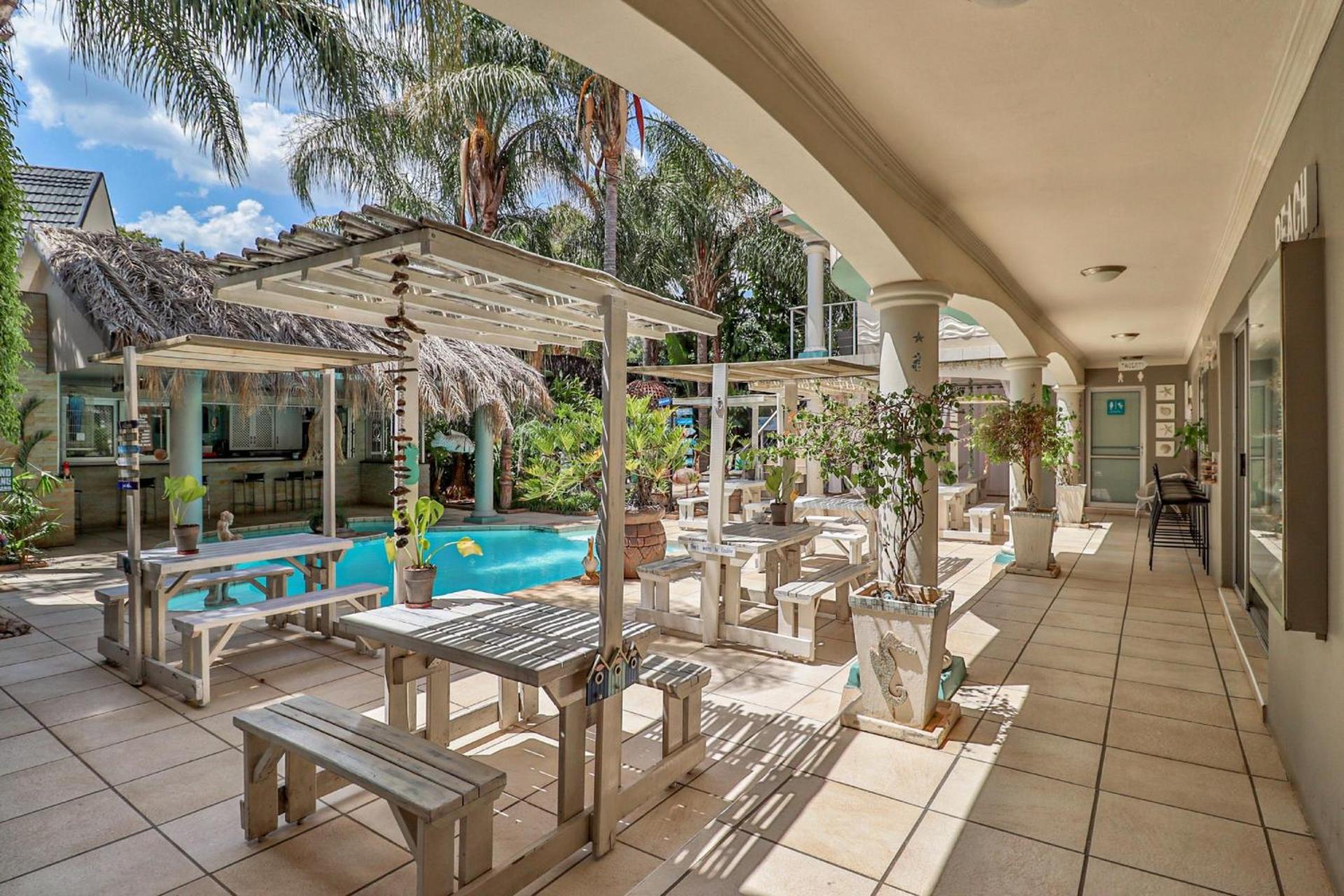 Club Cocomo - Photo 109