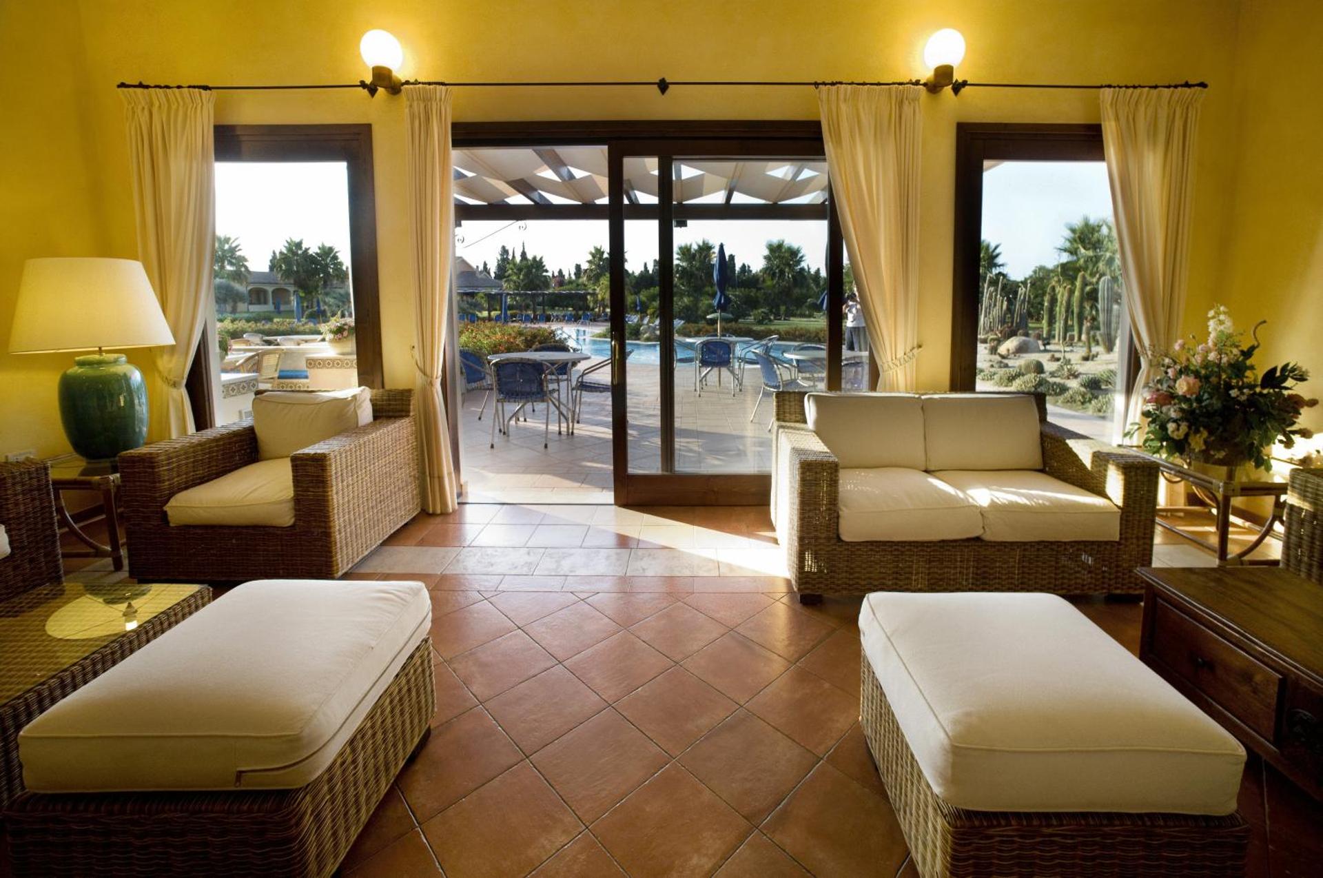 Lantana Resort Hotel&Apartments - Photo 8