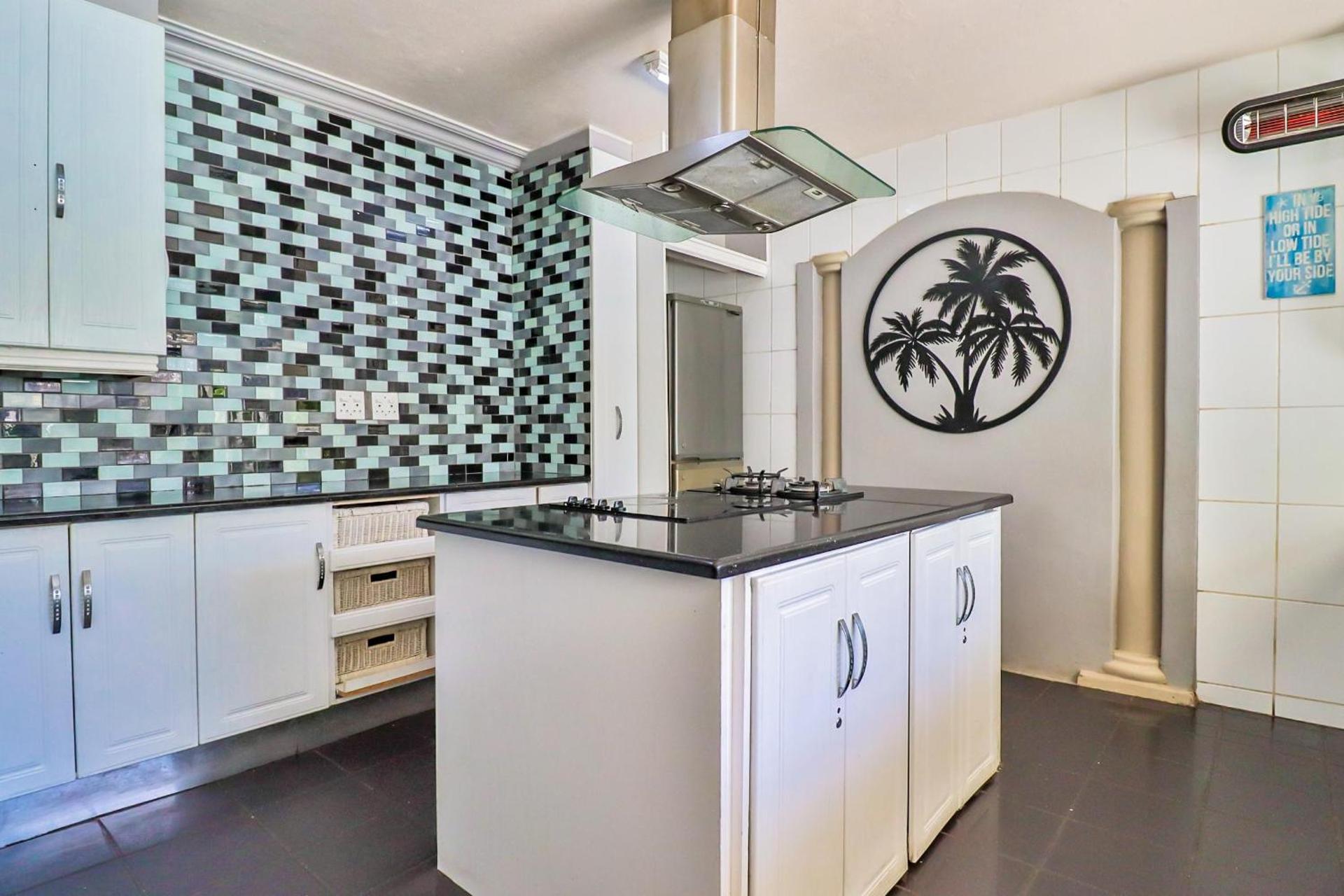 Club Cocomo - Photo 183