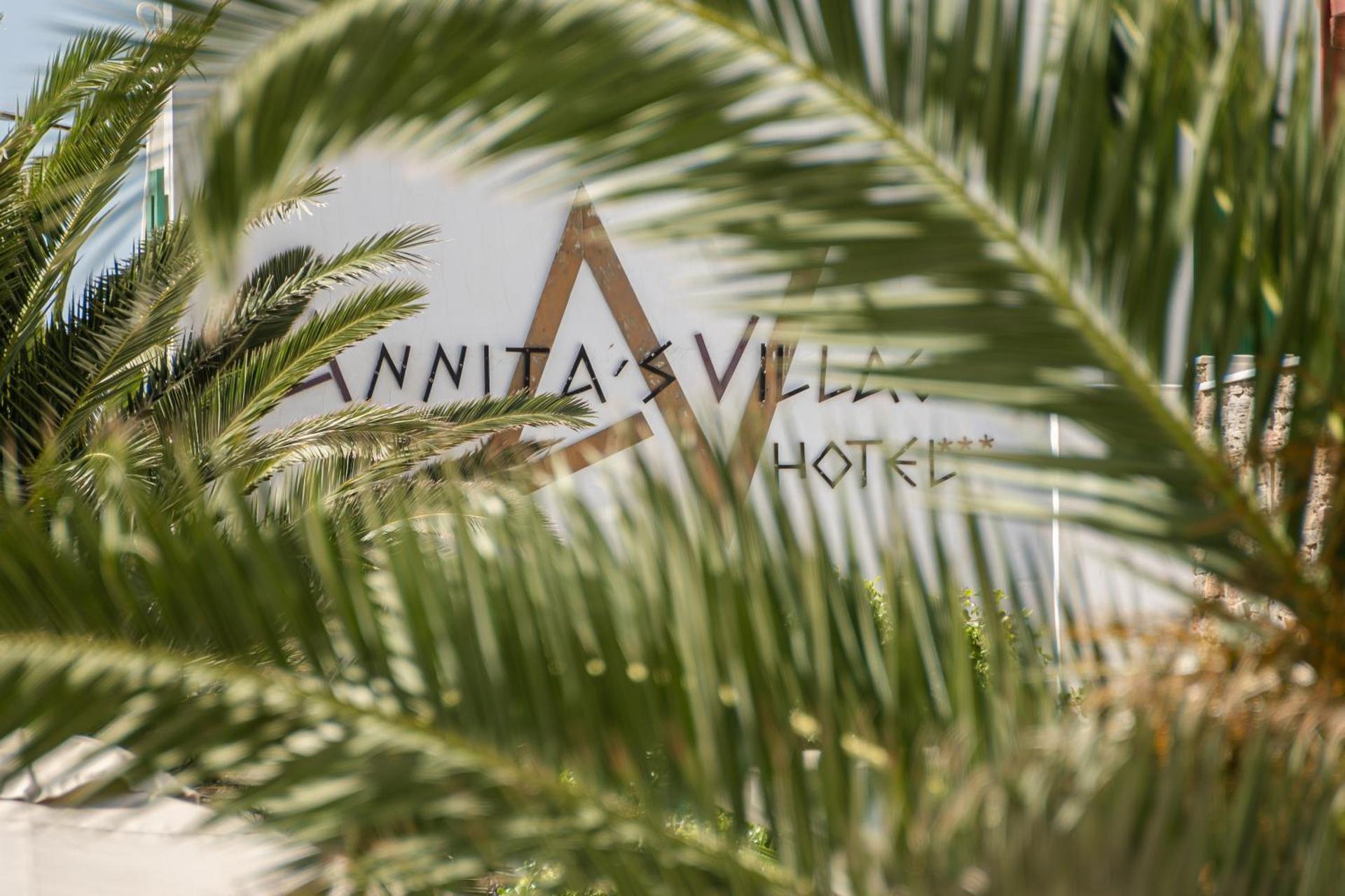Annita's Village Hotel - Photo 23
