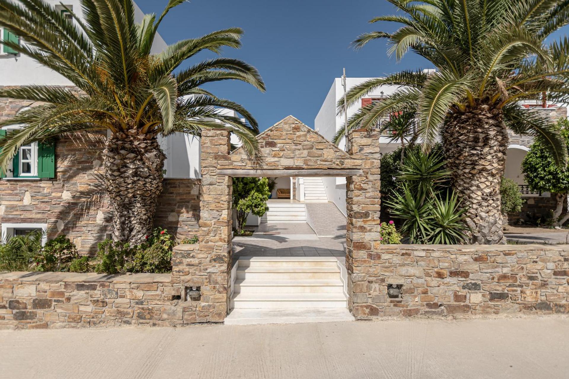 Annita's Village Hotel - Photo 36