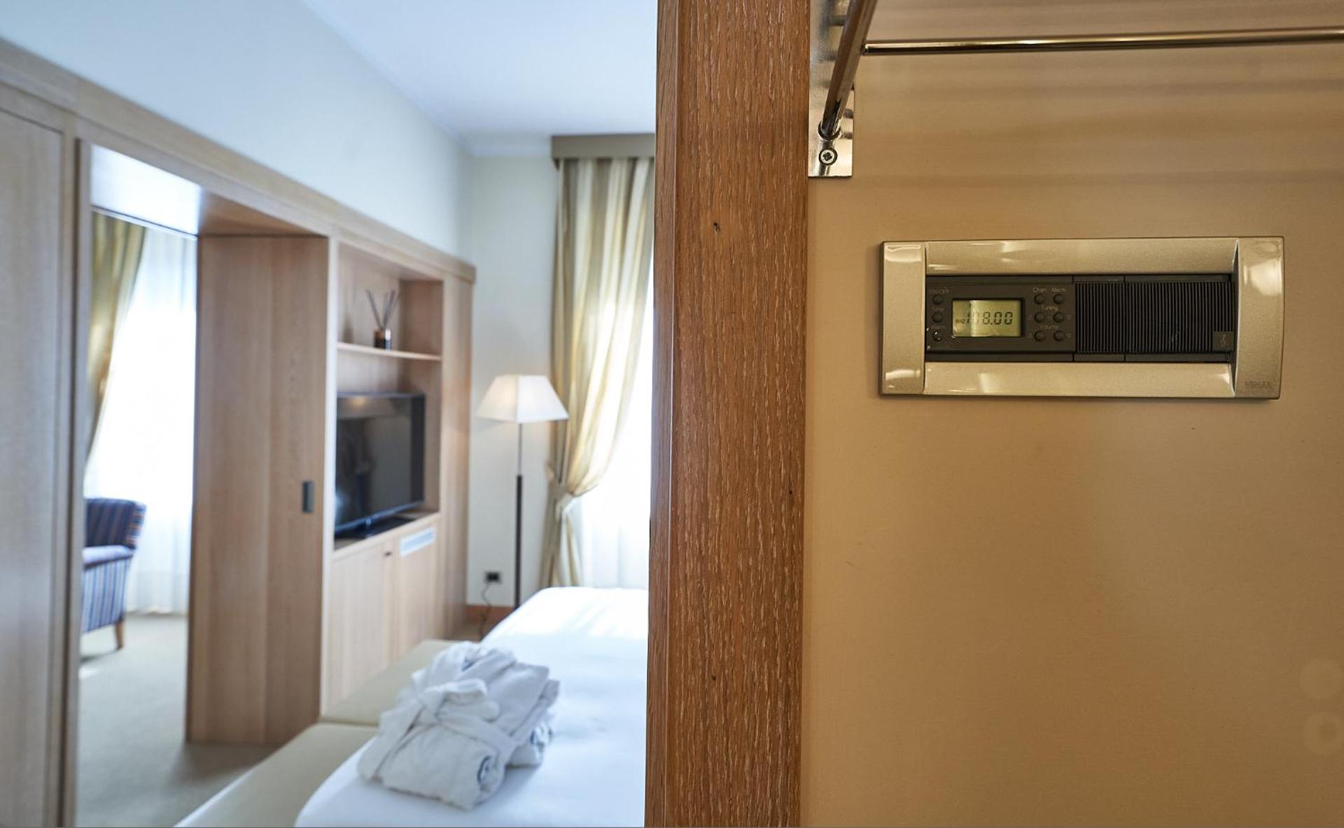 Hotel Astoria - Photo 46