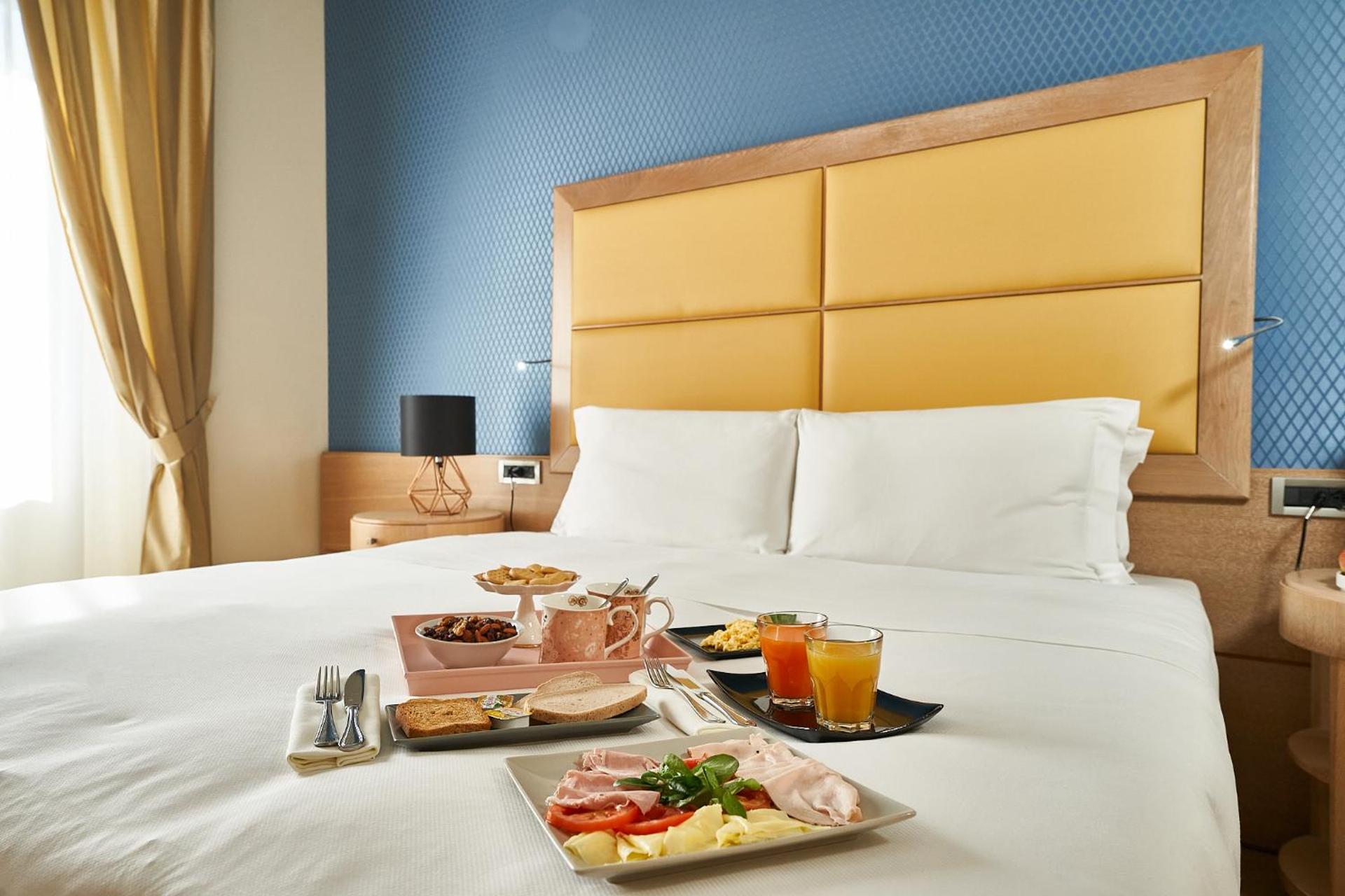 Hotel Astoria - Photo 56