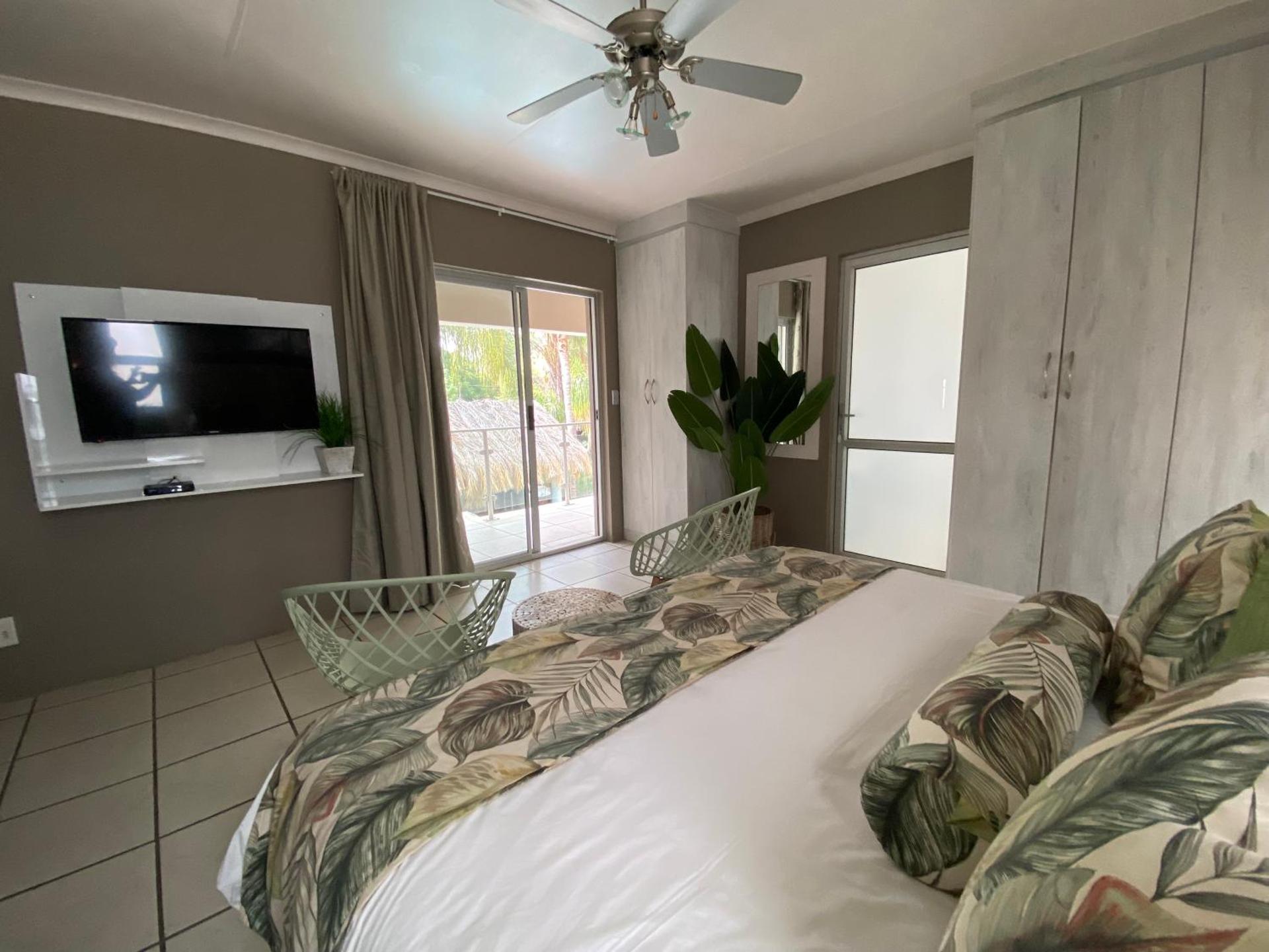 Club Cocomo - Photo 62