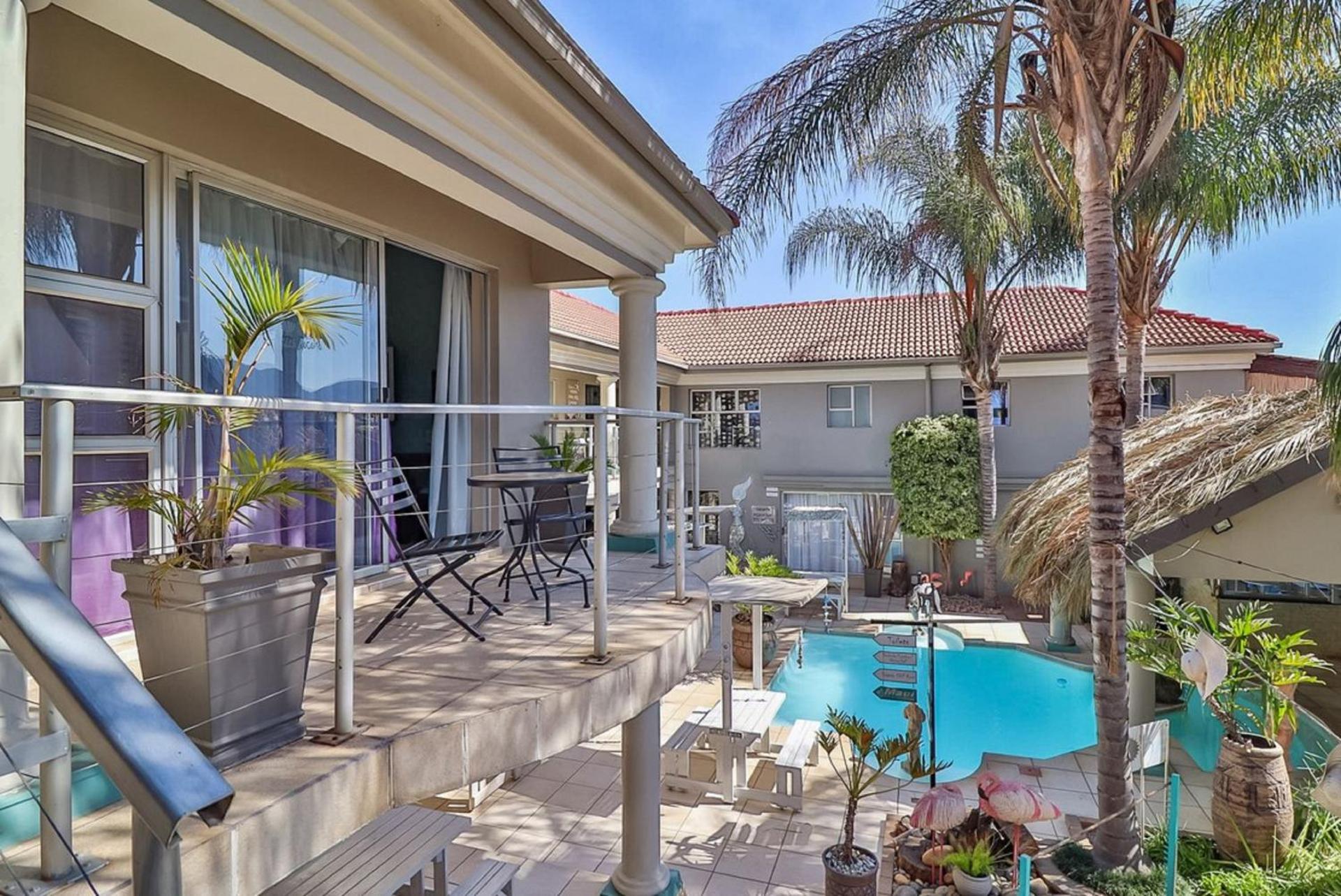 Club Cocomo - Photo 69