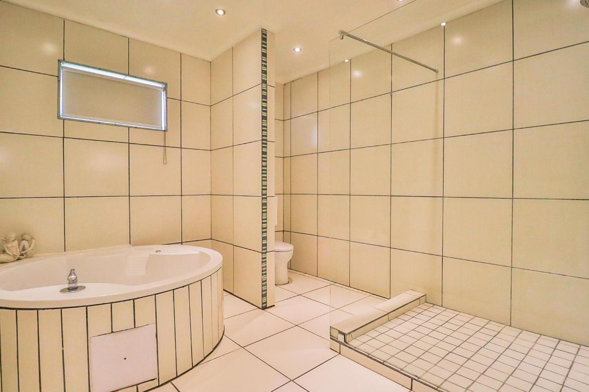 Club Cocomo - Photo 77