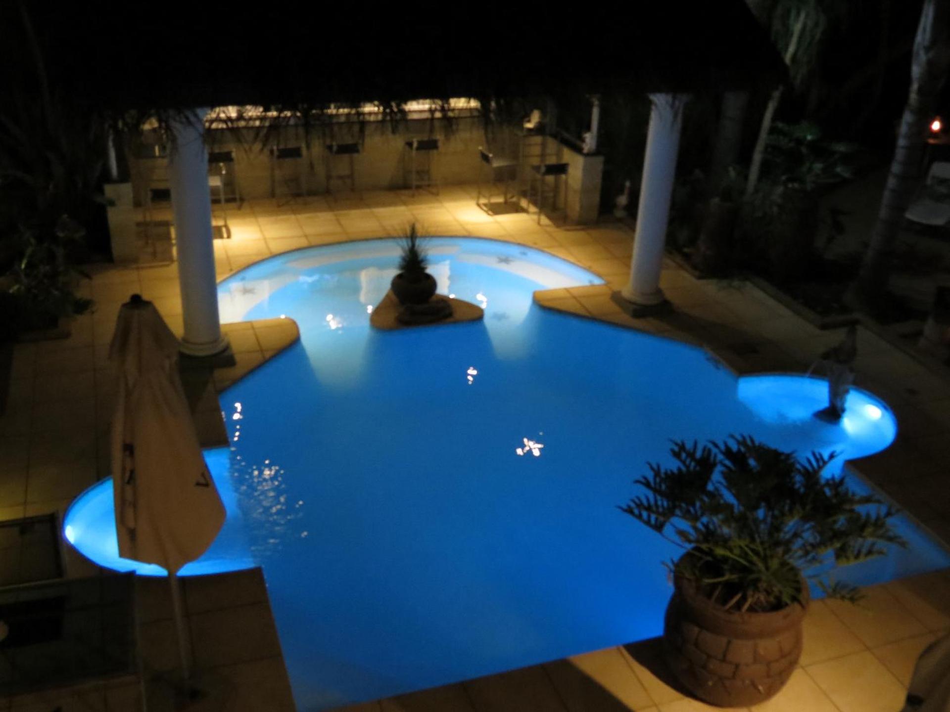 Club Cocomo - Photo 17