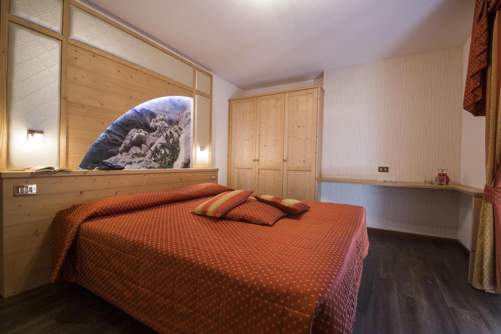 Hotel Touring - Photo 35