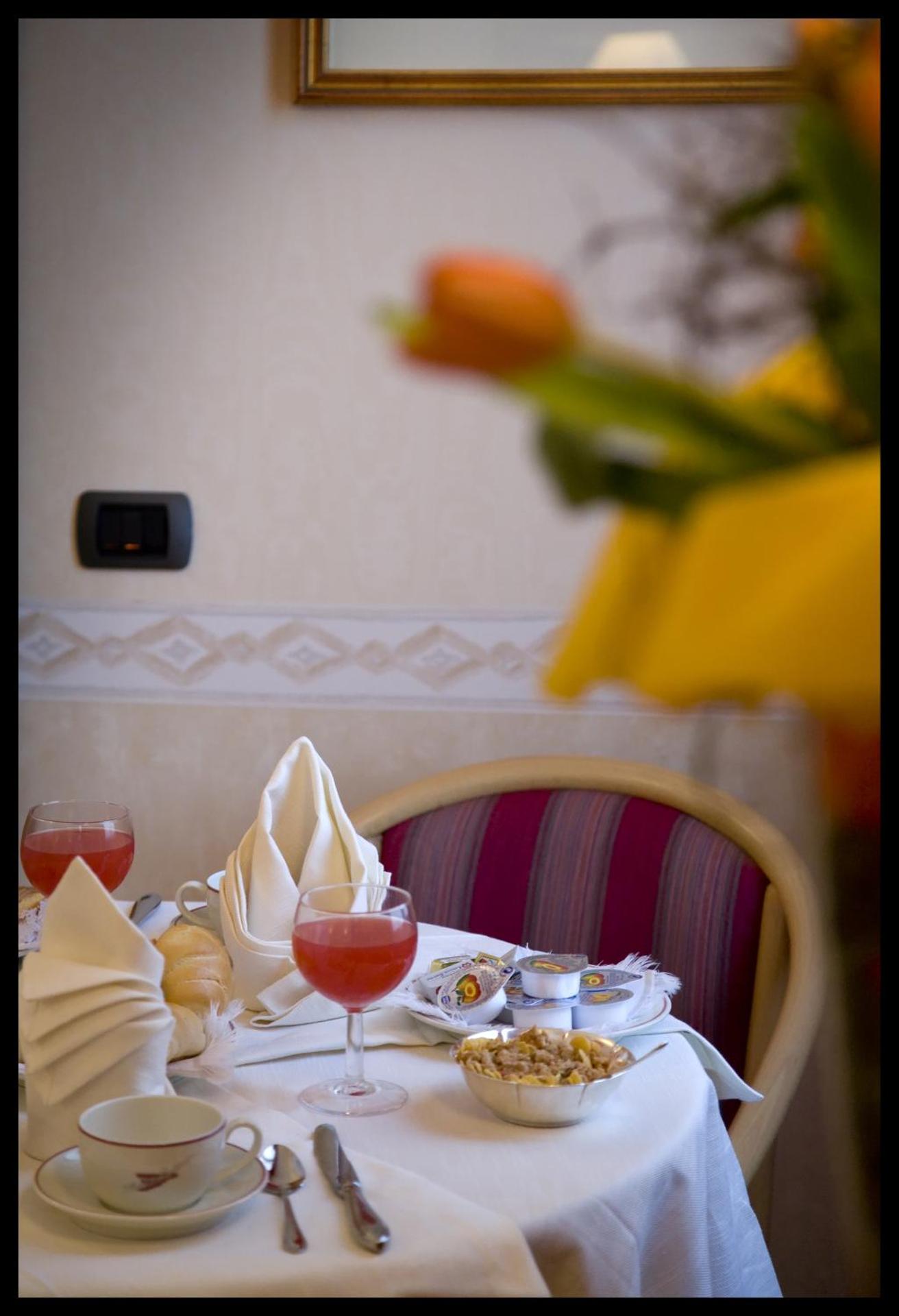 Hotel Monte Rosa - Photo 208