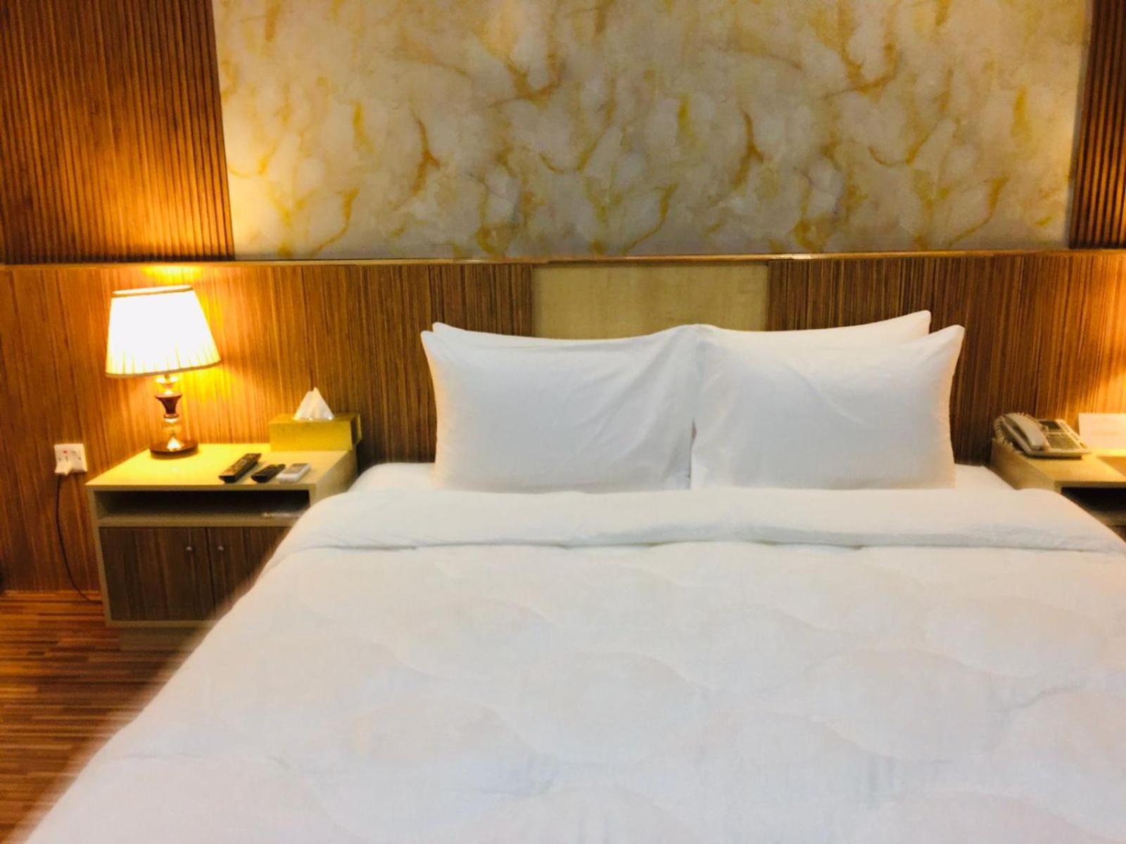 Palm Hotel - Photo 7