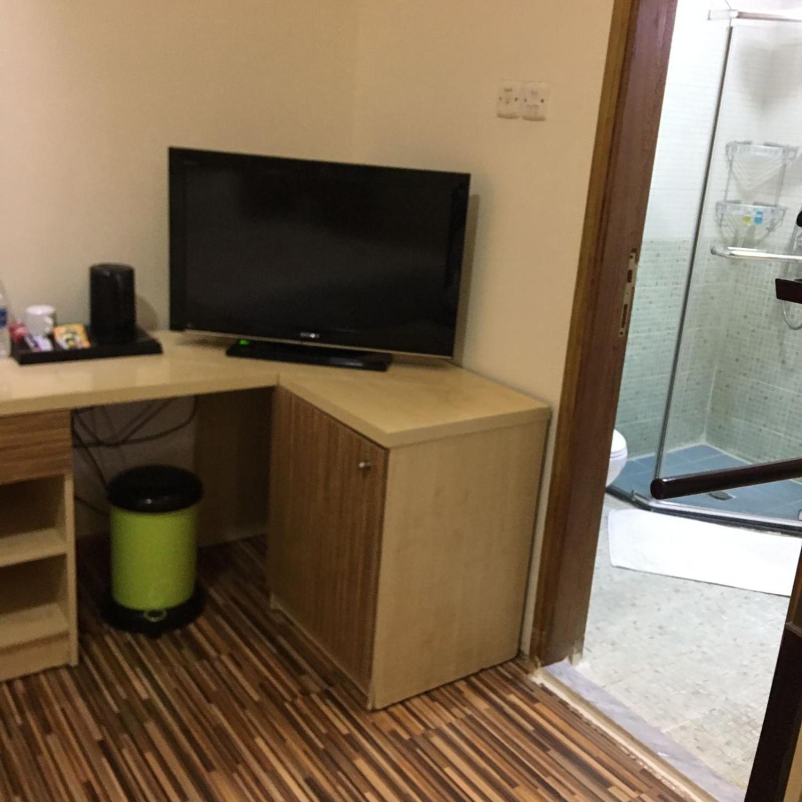 Palm Hotel - Photo 11