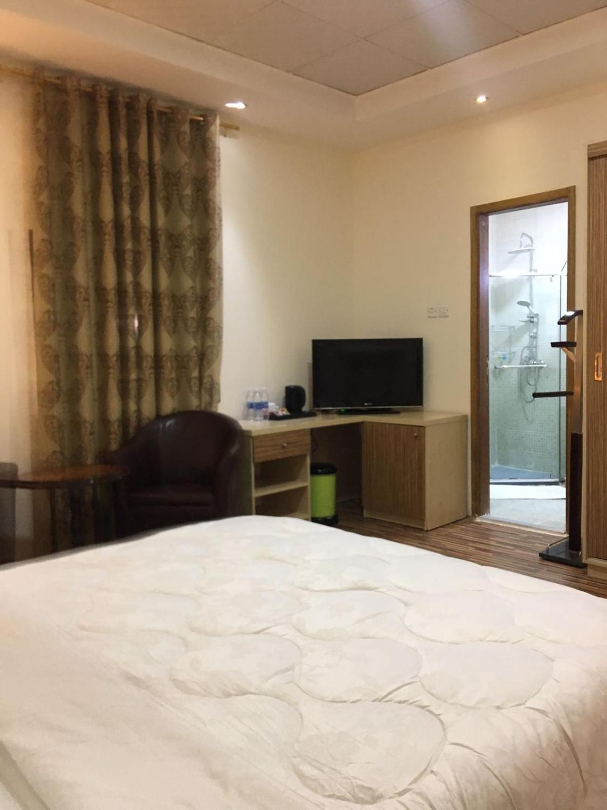 Palm Hotel - Photo 13