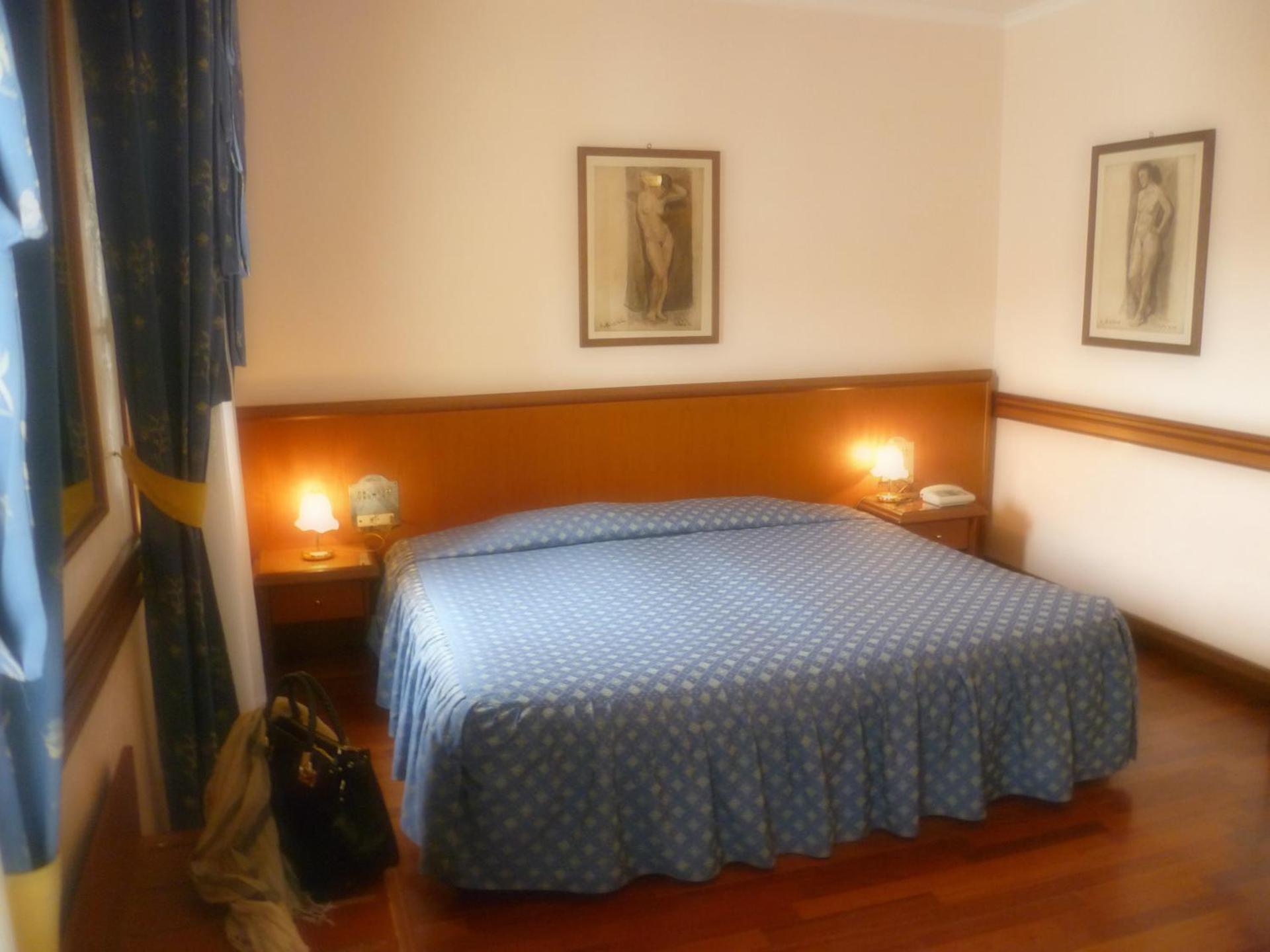 Hotel Minerva - Photo 15