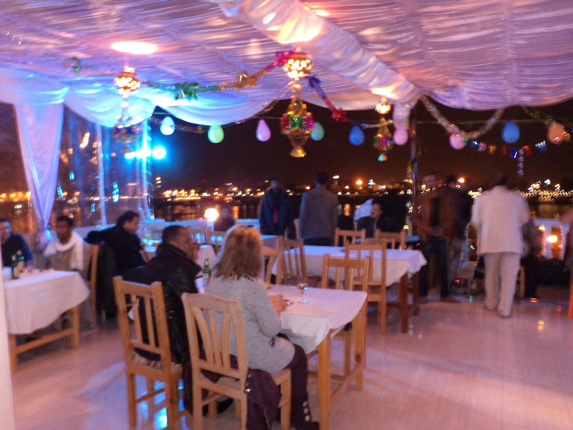 El Mesala Hotel - Photo 41