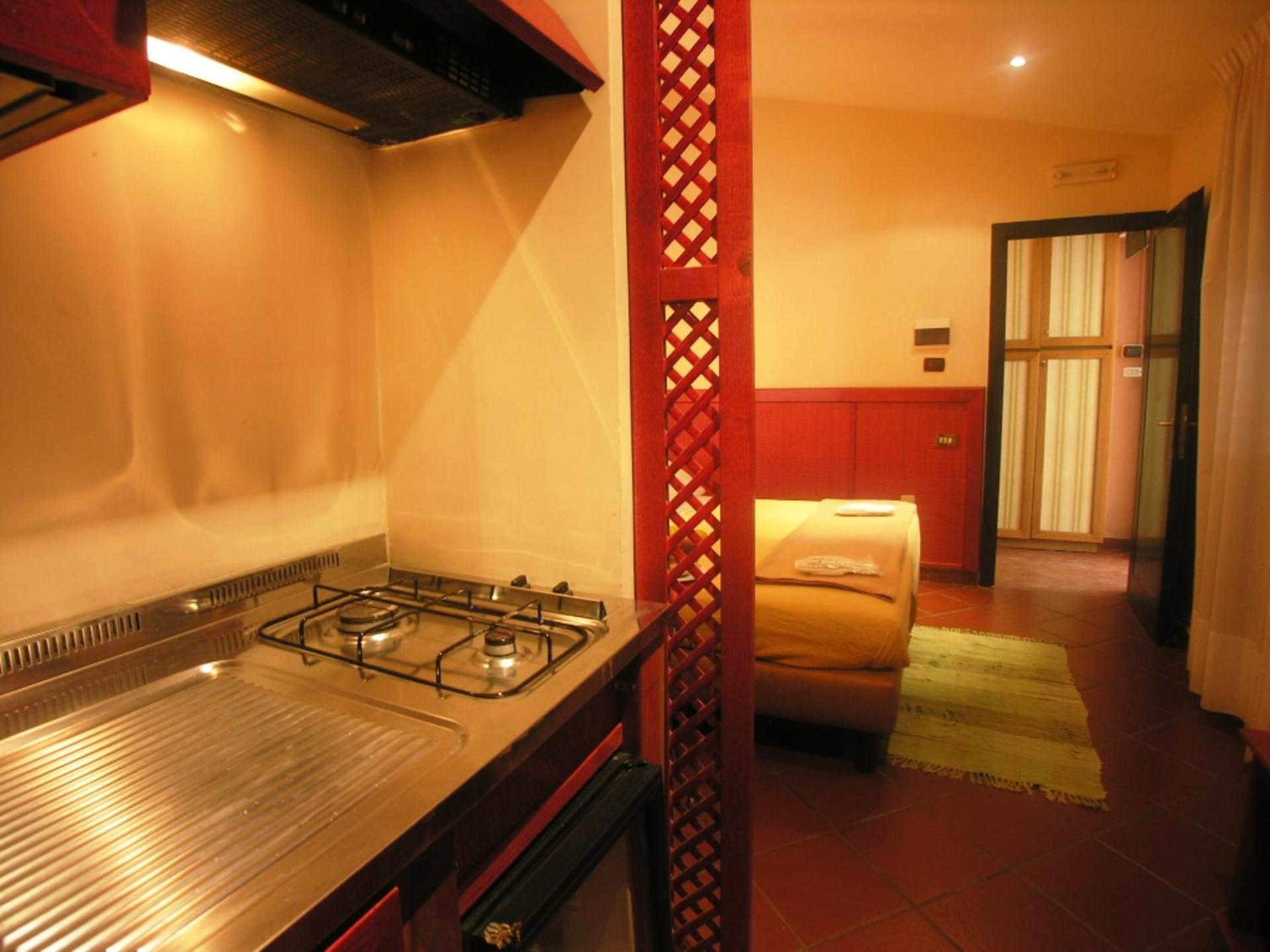 Hotel Toledo - Photo 28