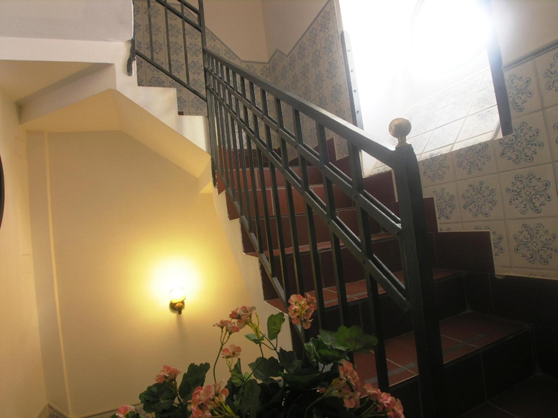 Hotel Toledo - Photo 58