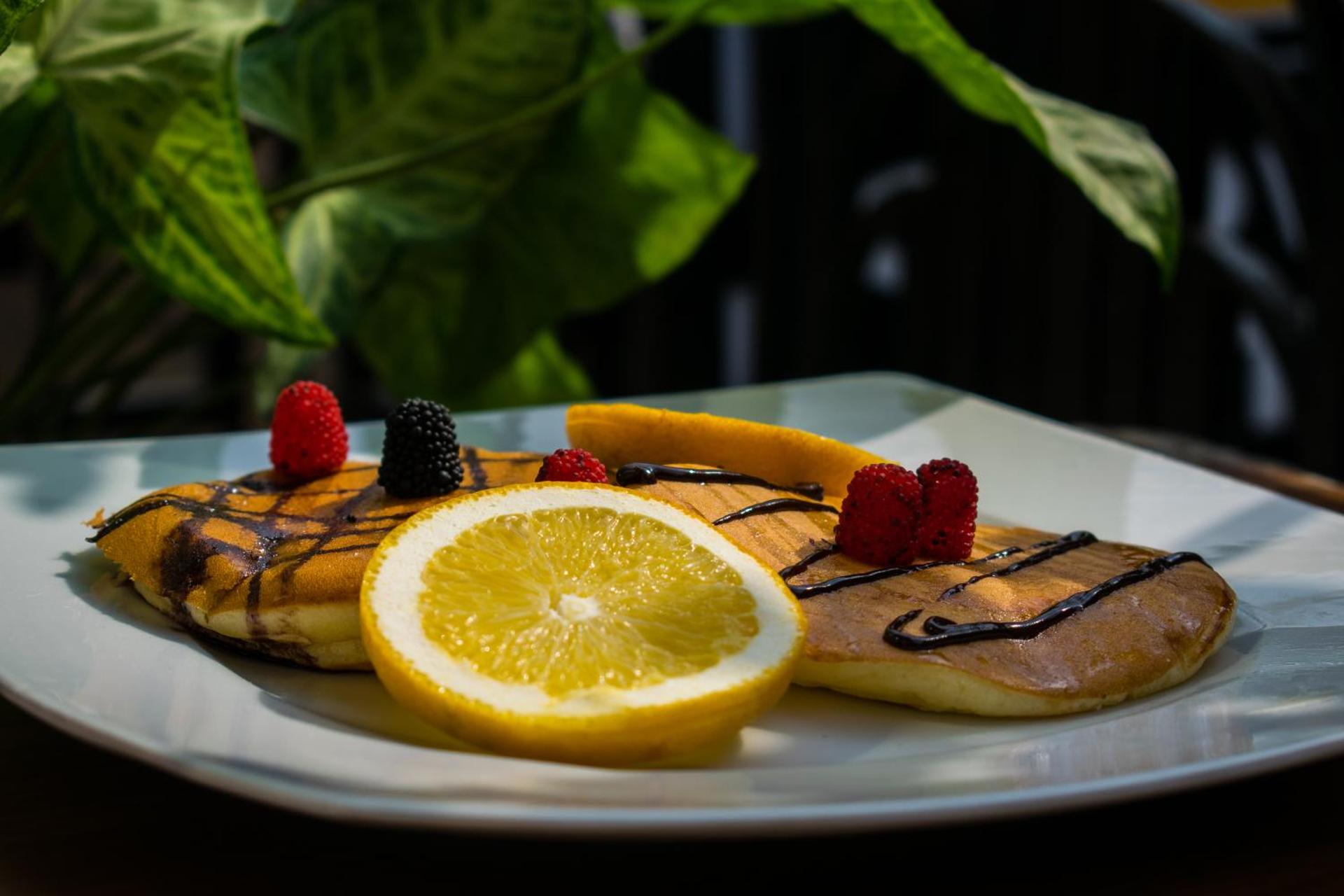 Crown Hotel - Photo 48