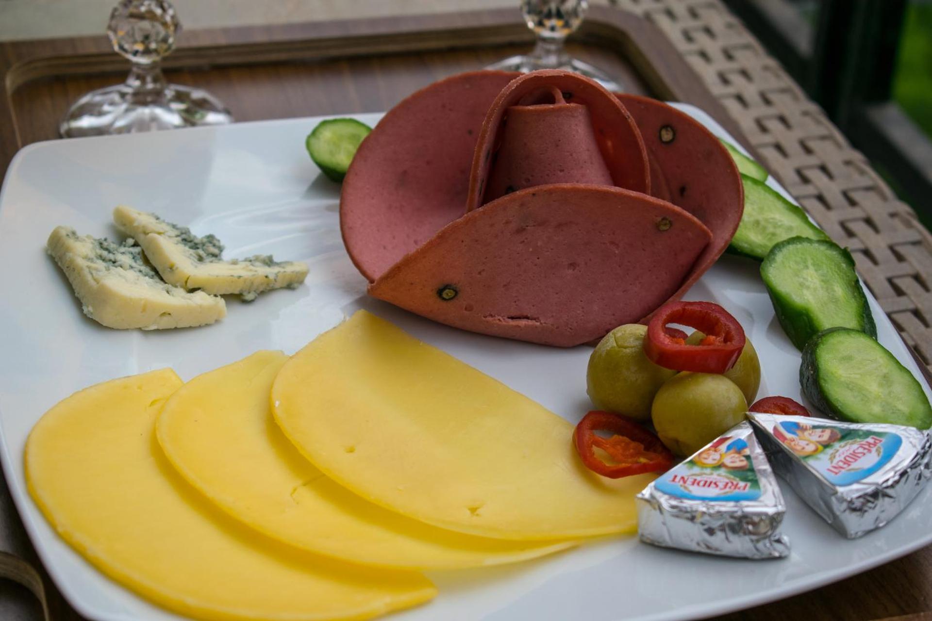 Crown Hotel - Photo 47