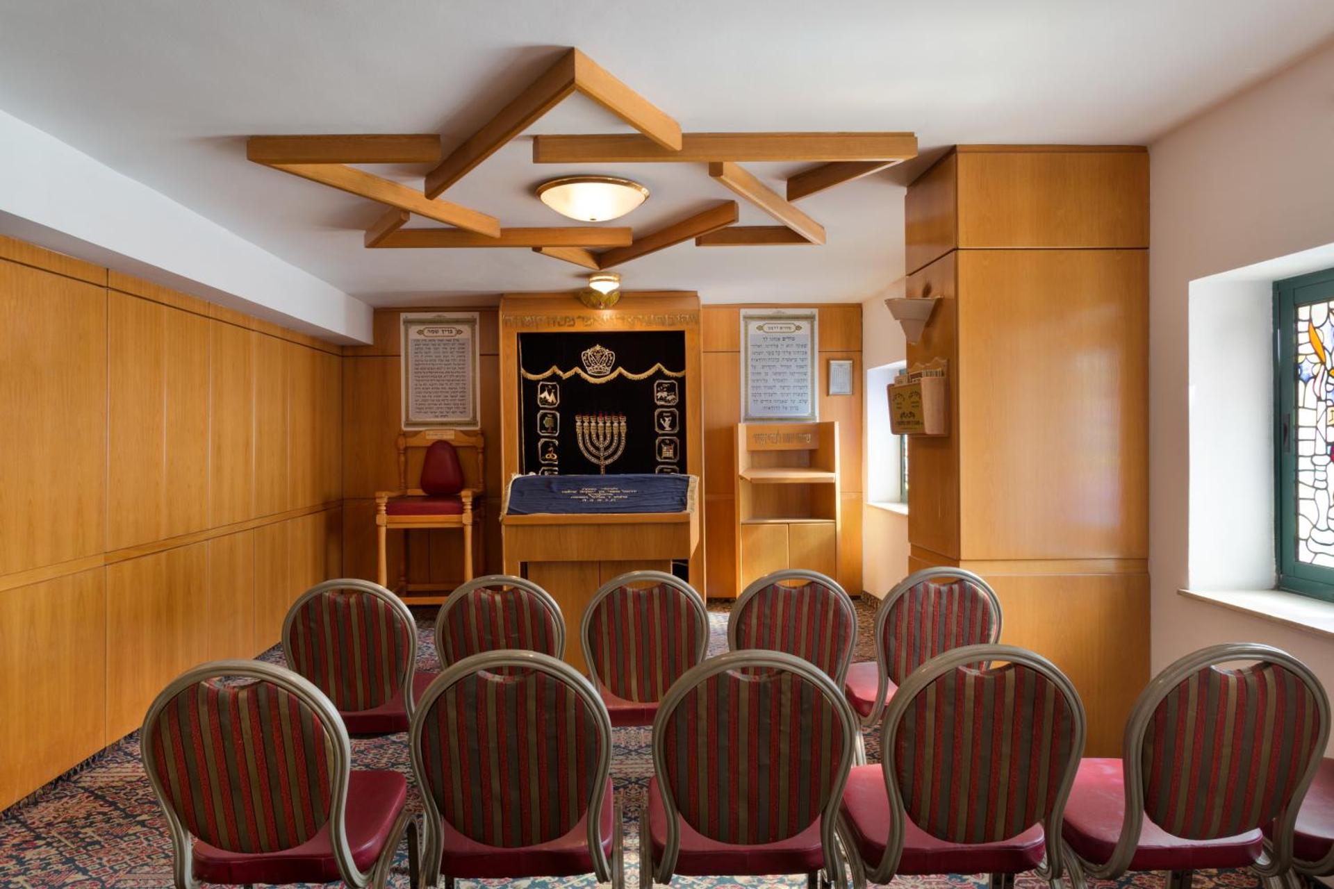 Prima Kings Hotel - Photo 40