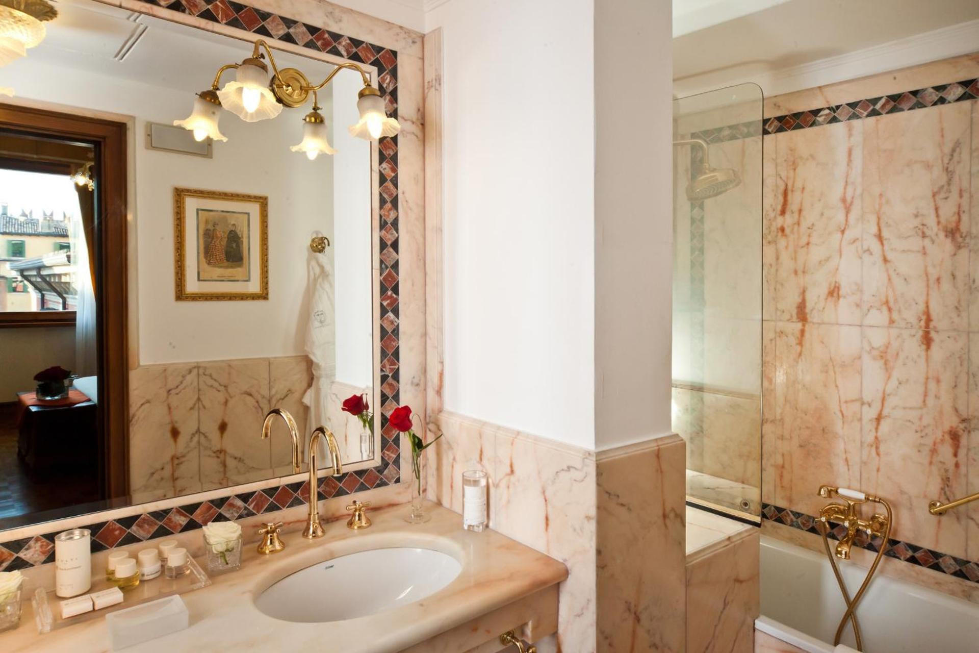 Due Torri Hotel - Photo 63