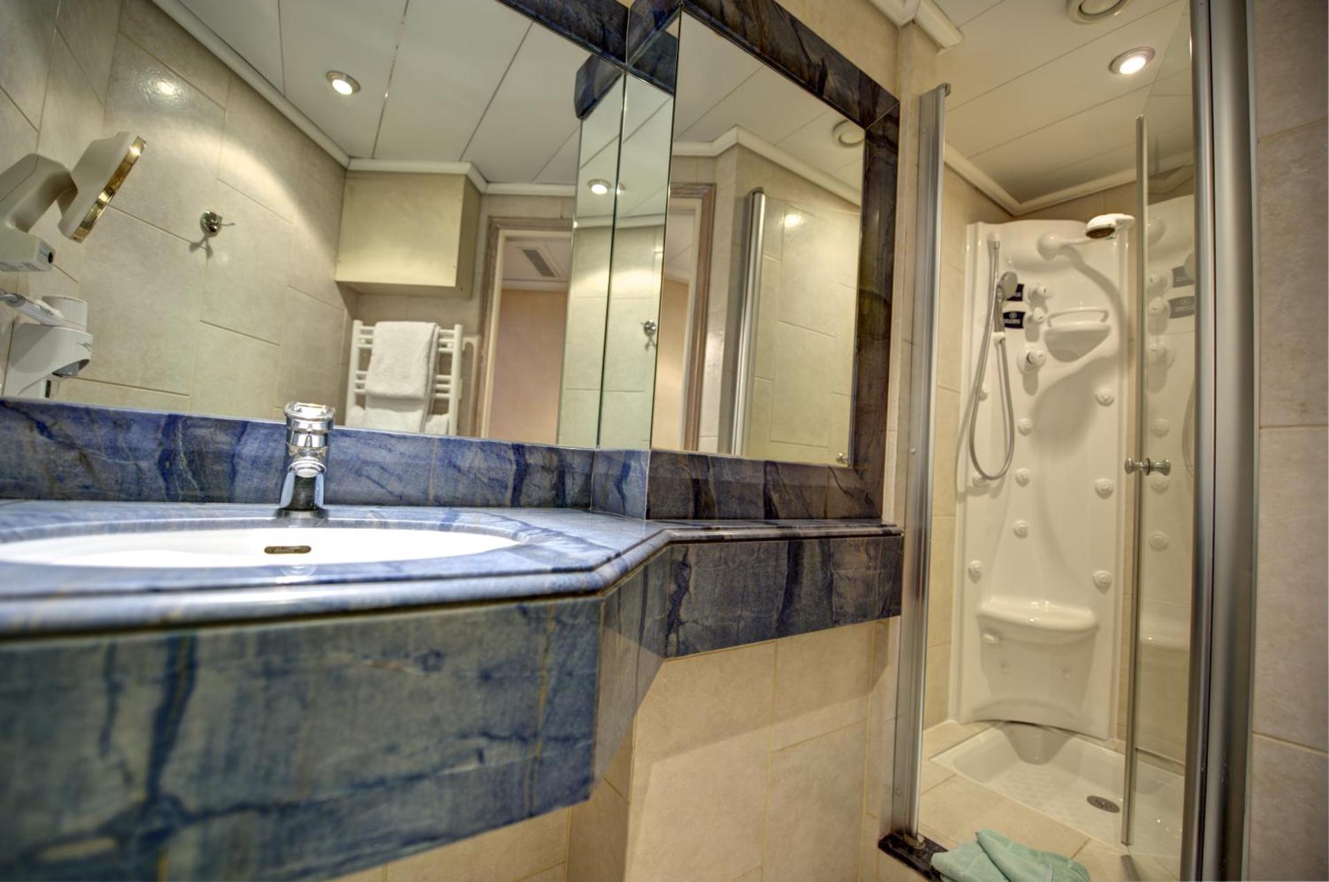 Hôtel Du Midi Paris Montparnasse - Photo 18