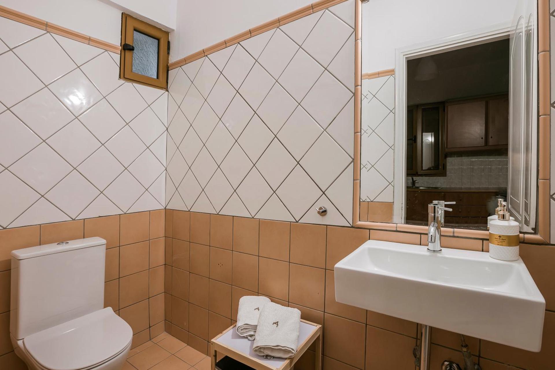 Agnanti Suites - Photo 20