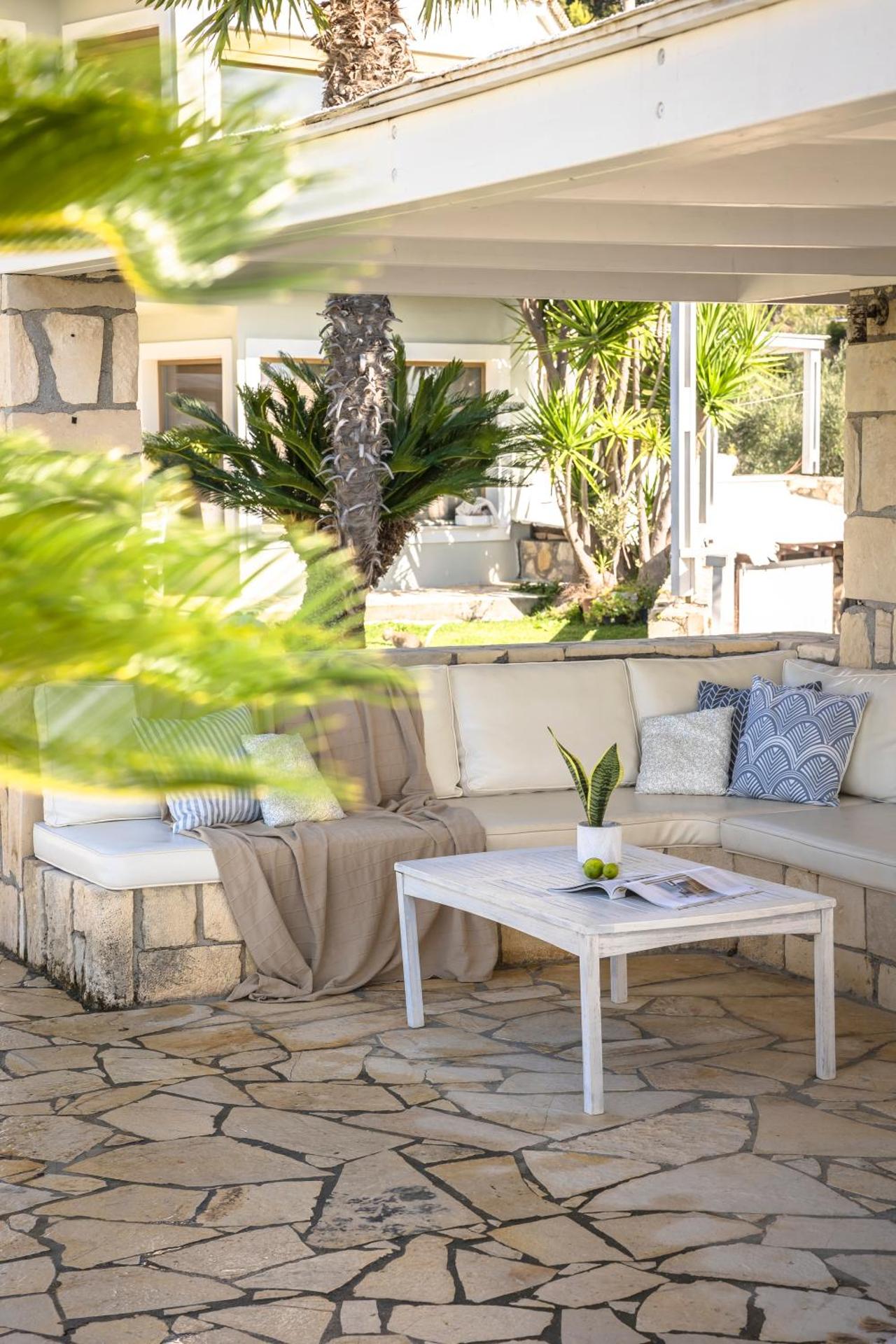 Agnanti Suites - Photo 38