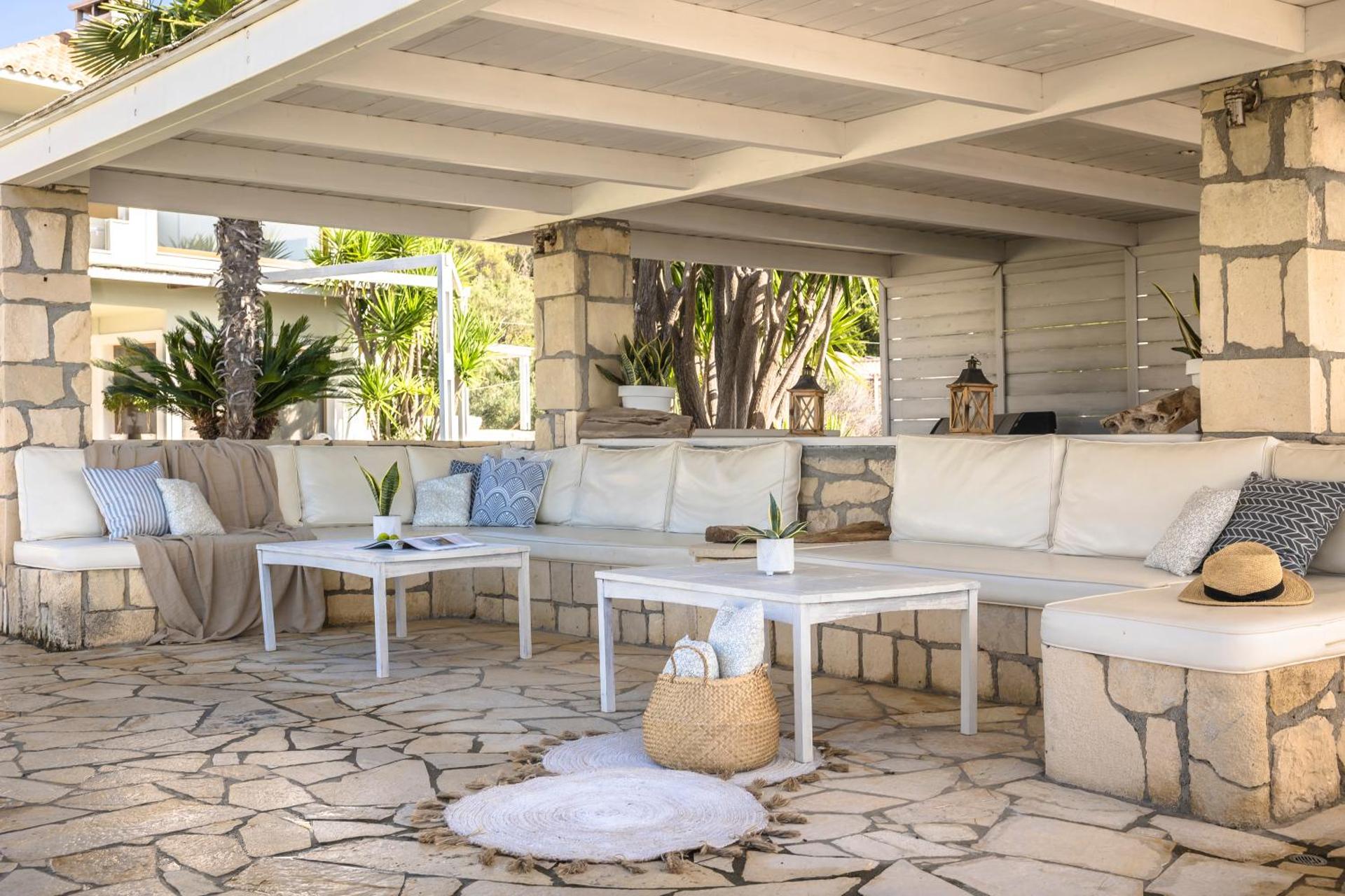 Agnanti Suites - Photo 39