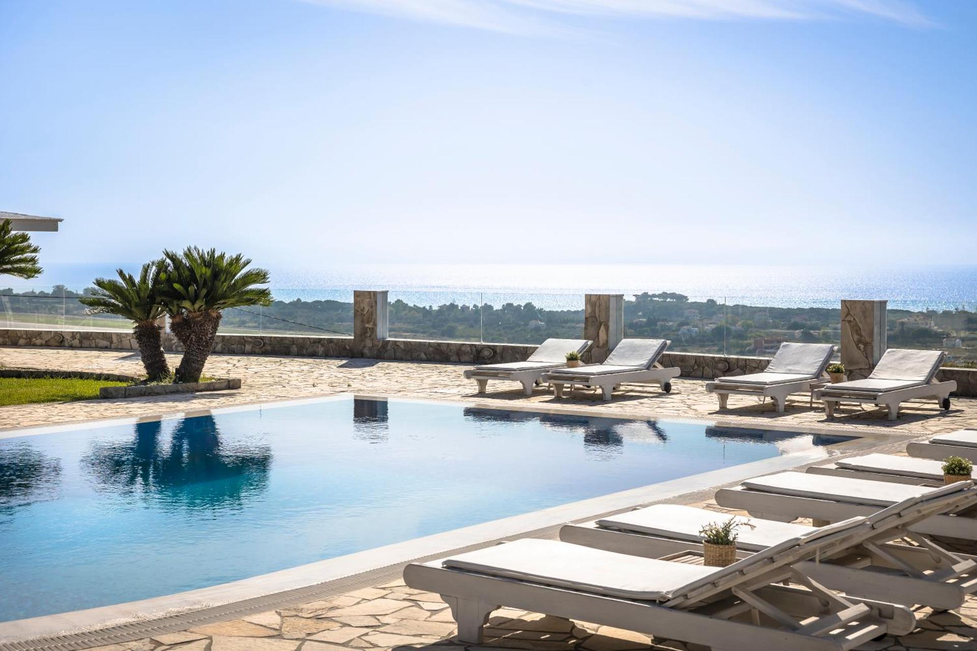 Agnanti Suites - Photo 37