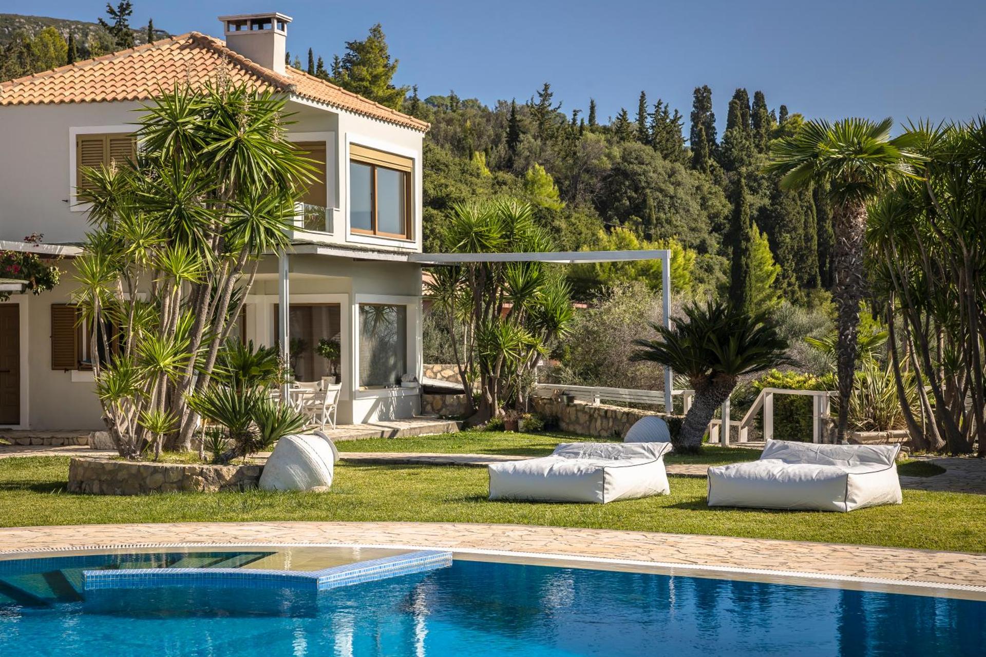 Agnanti Suites - Photo 40