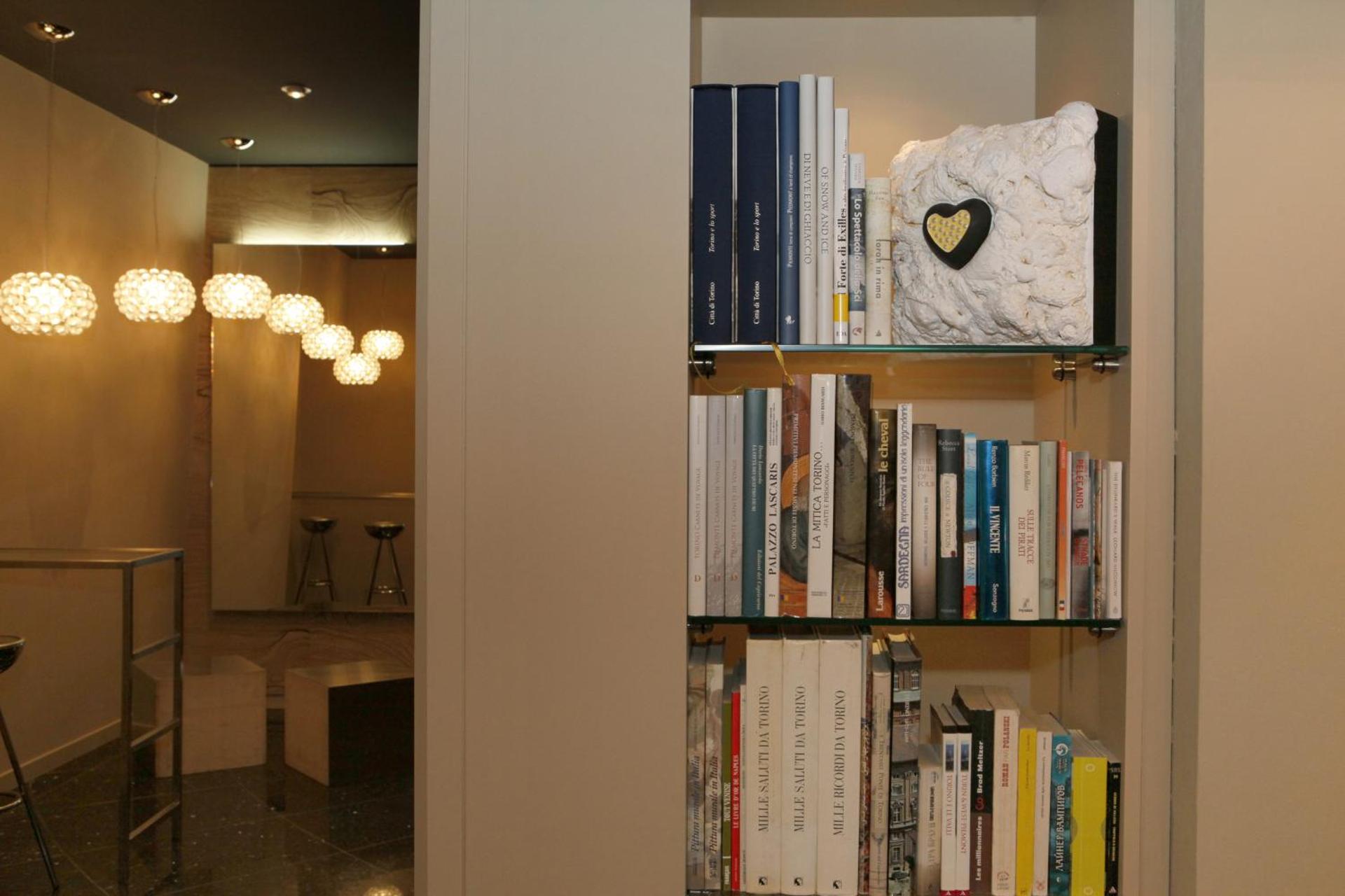 Hotel Lancaster - Photo 13