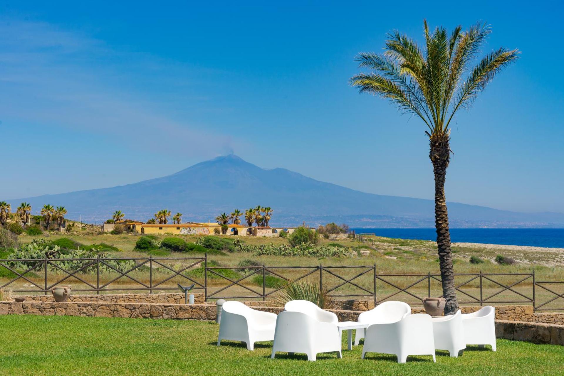 Hotel Capo Campolato - Photo 85