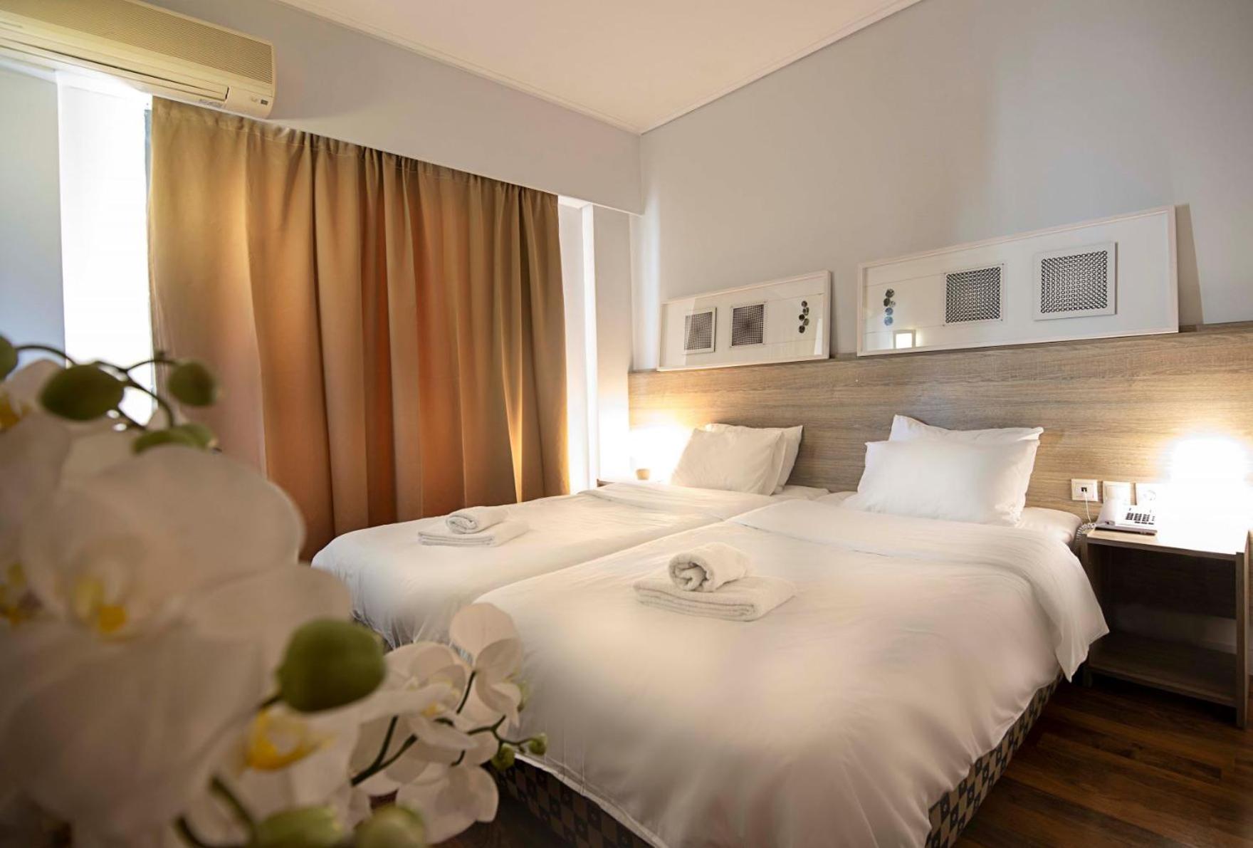 Galaxy Hotel - Photo 18