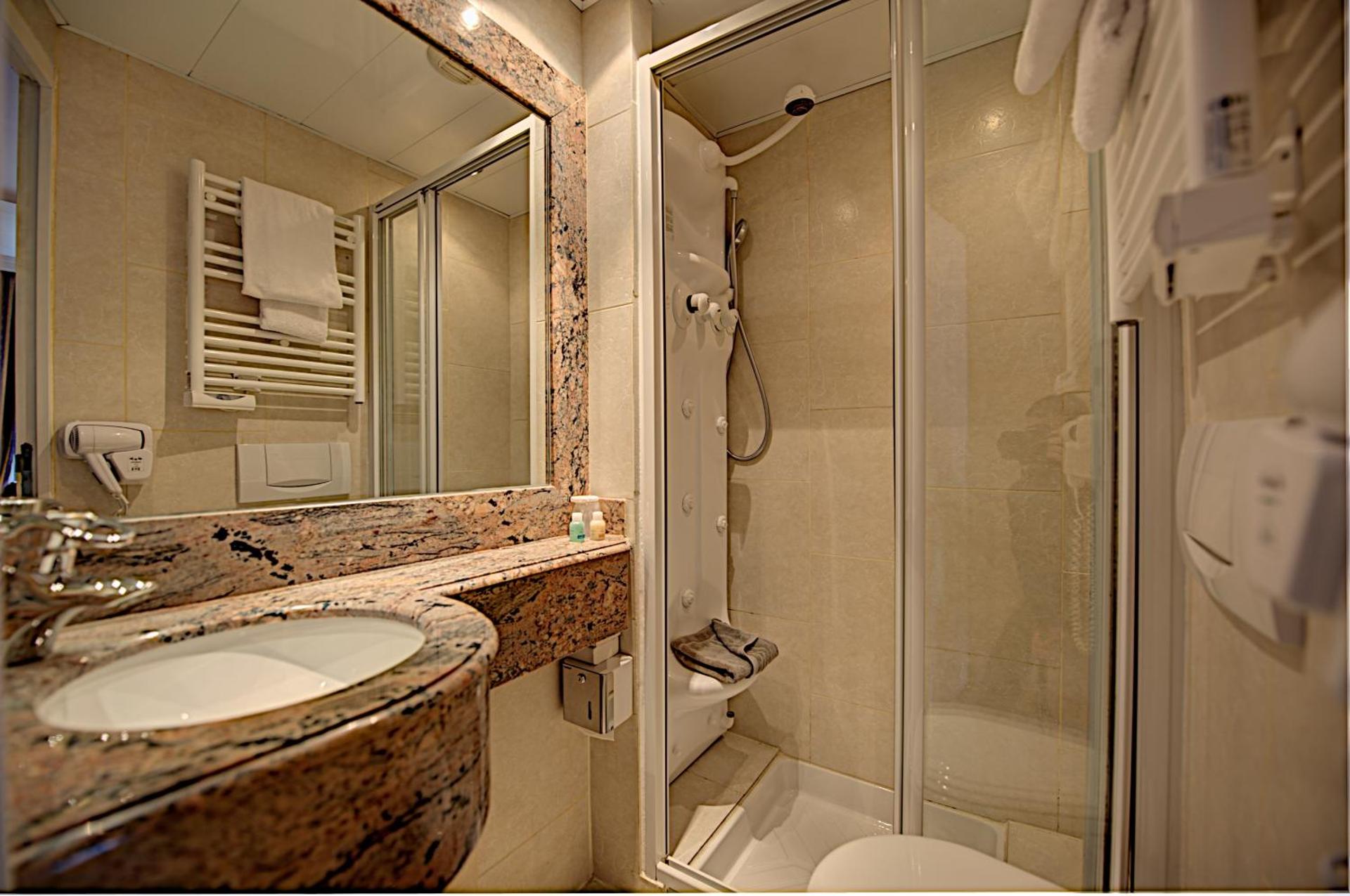 Hôtel Du Midi Paris Montparnasse - Photo 38