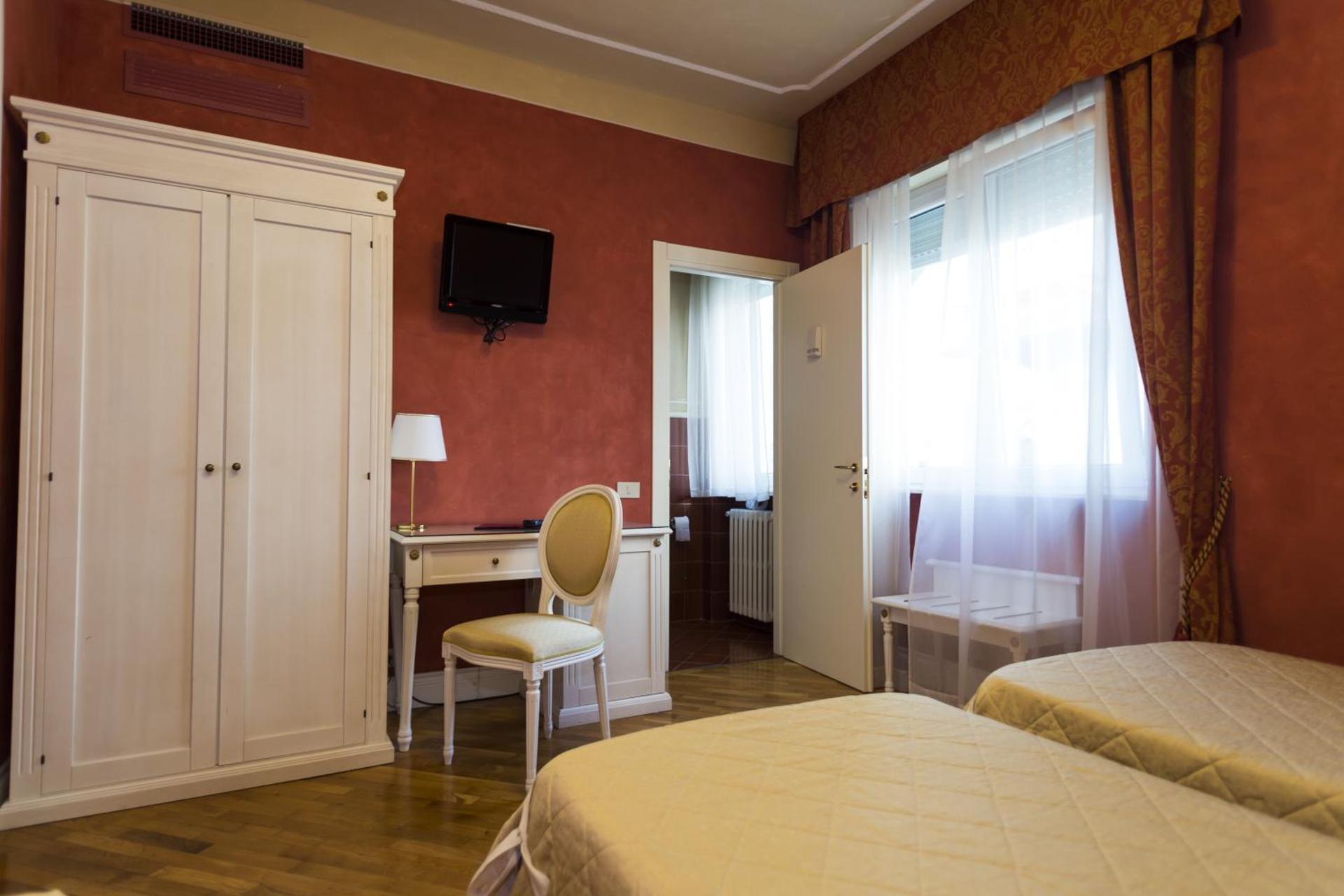 Hotel Gennarino - Photo 25