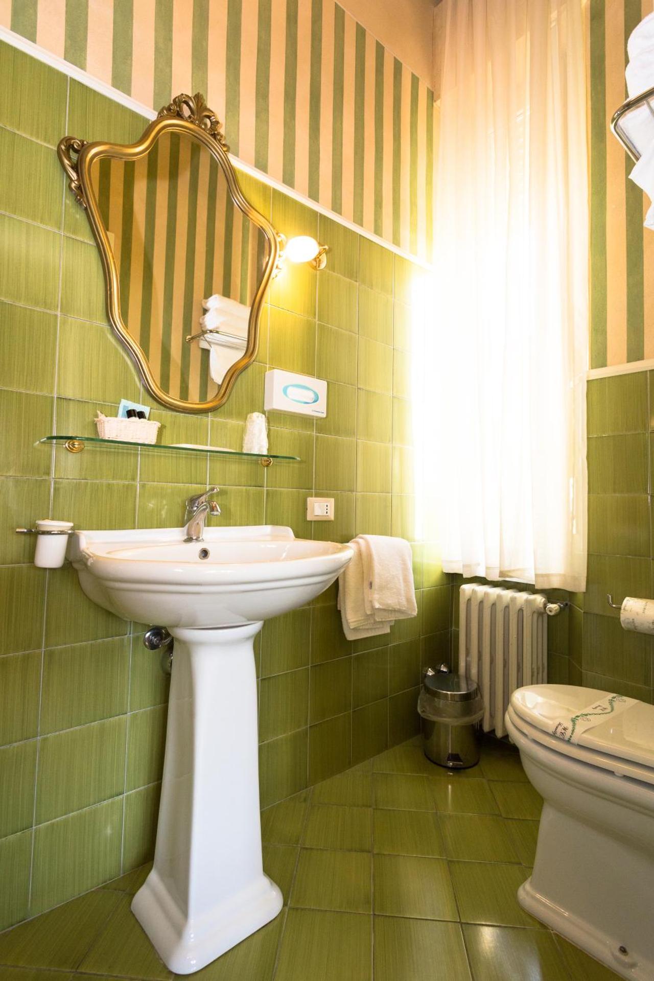 Hotel Gennarino - Photo 19
