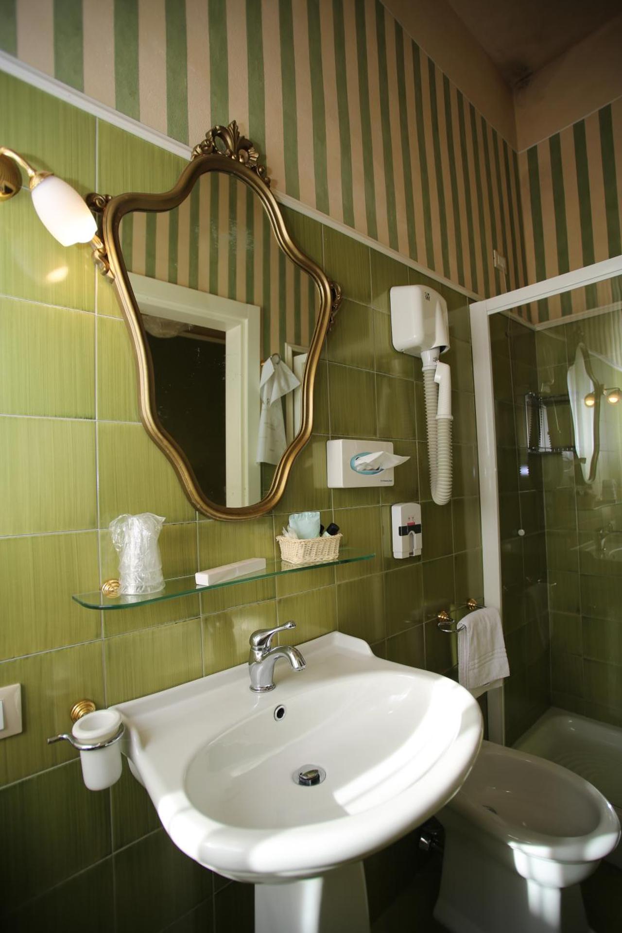 Hotel Gennarino - Photo 18