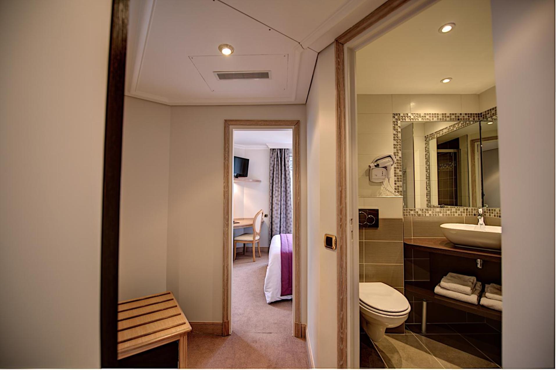Hôtel Du Midi Paris Montparnasse - Photo 10