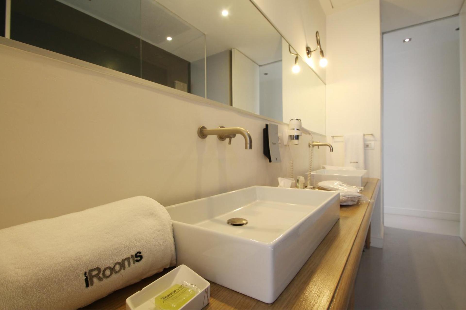 Wrooms Guest House - Photo 14