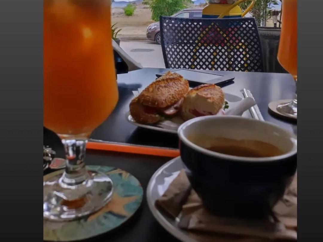ANGELO Cafe Hotel - Photo 23